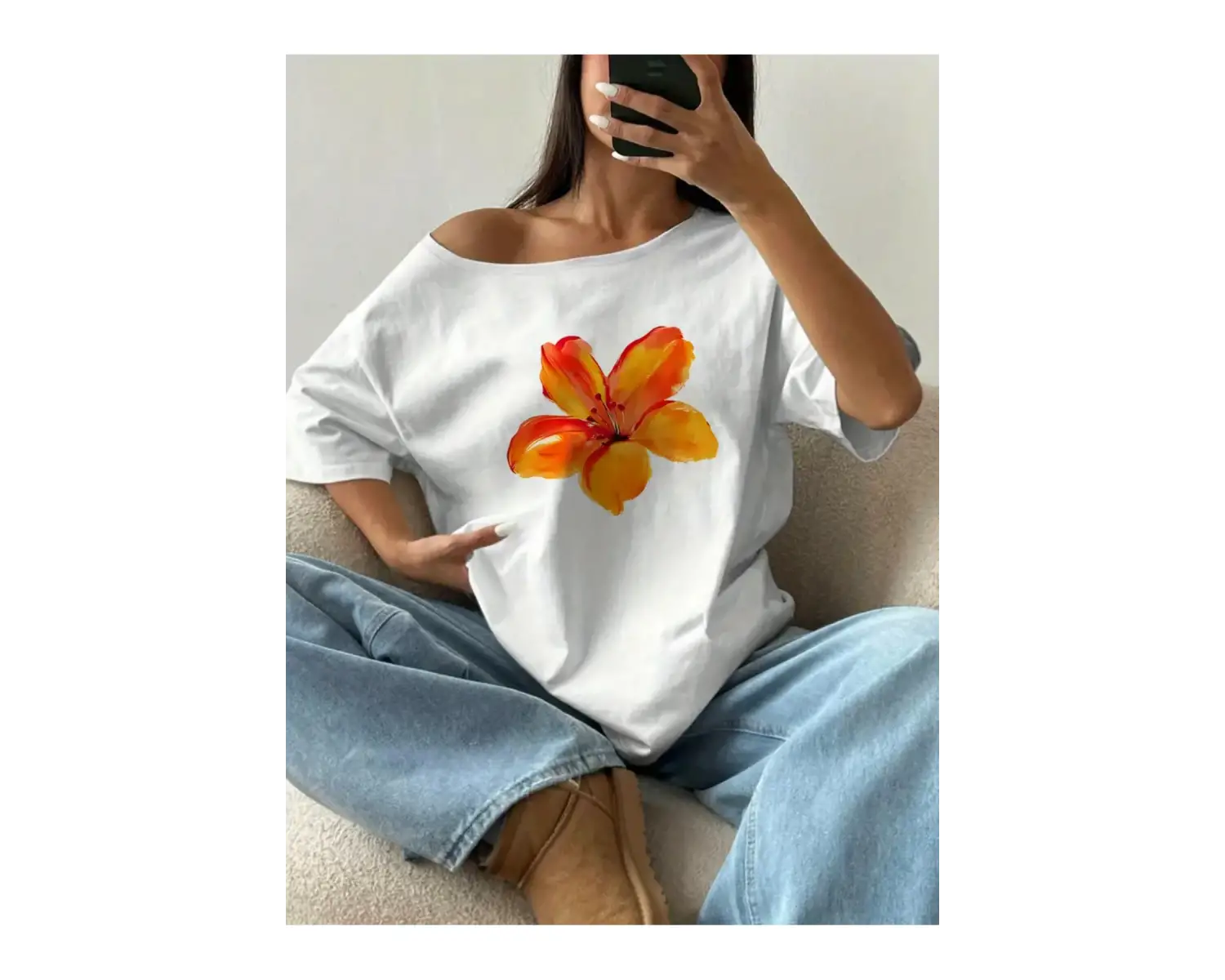 Beyaz Kadın Düşük Omuz Kayık Yaka Baskılı