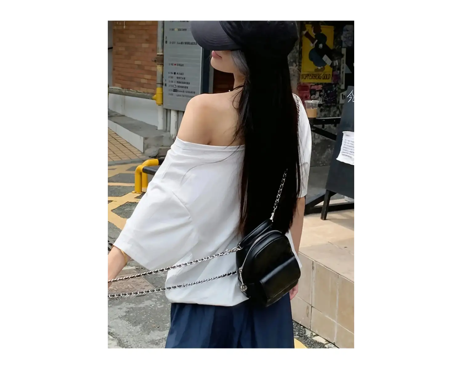 Beyaz Kadın Düşük Omuz Kayık Yaka Brooklyn 98 Baskılı