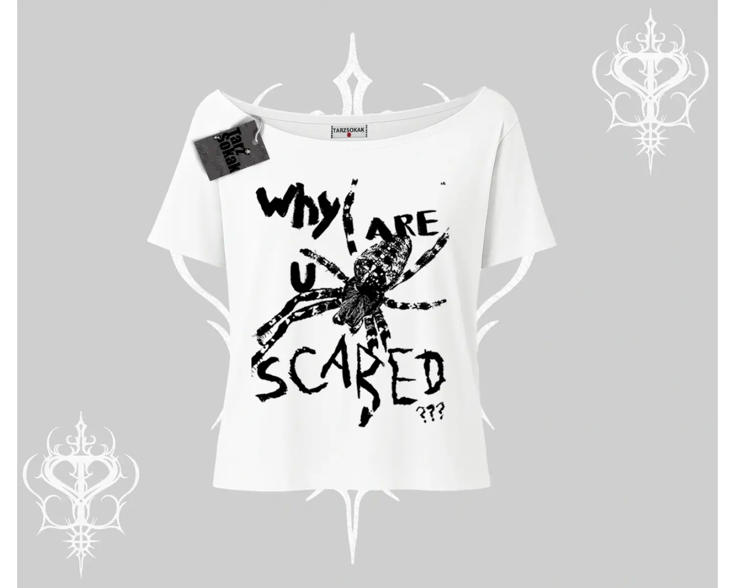 Beyaz Kayık yaka Tişört Why are u Scared