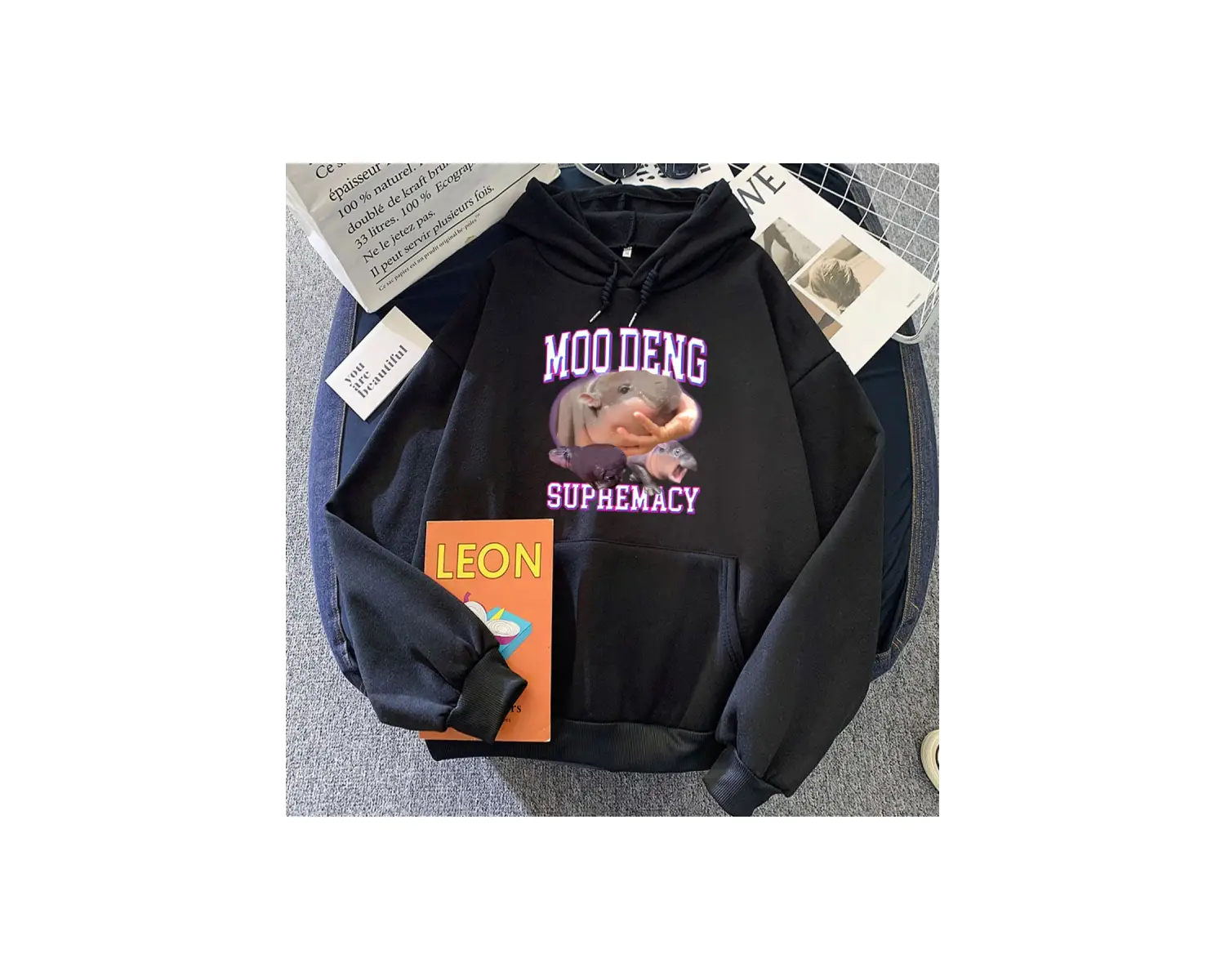 Beyaz kıyafetleri Moo Deng sevimli Hippo grafiku u kari