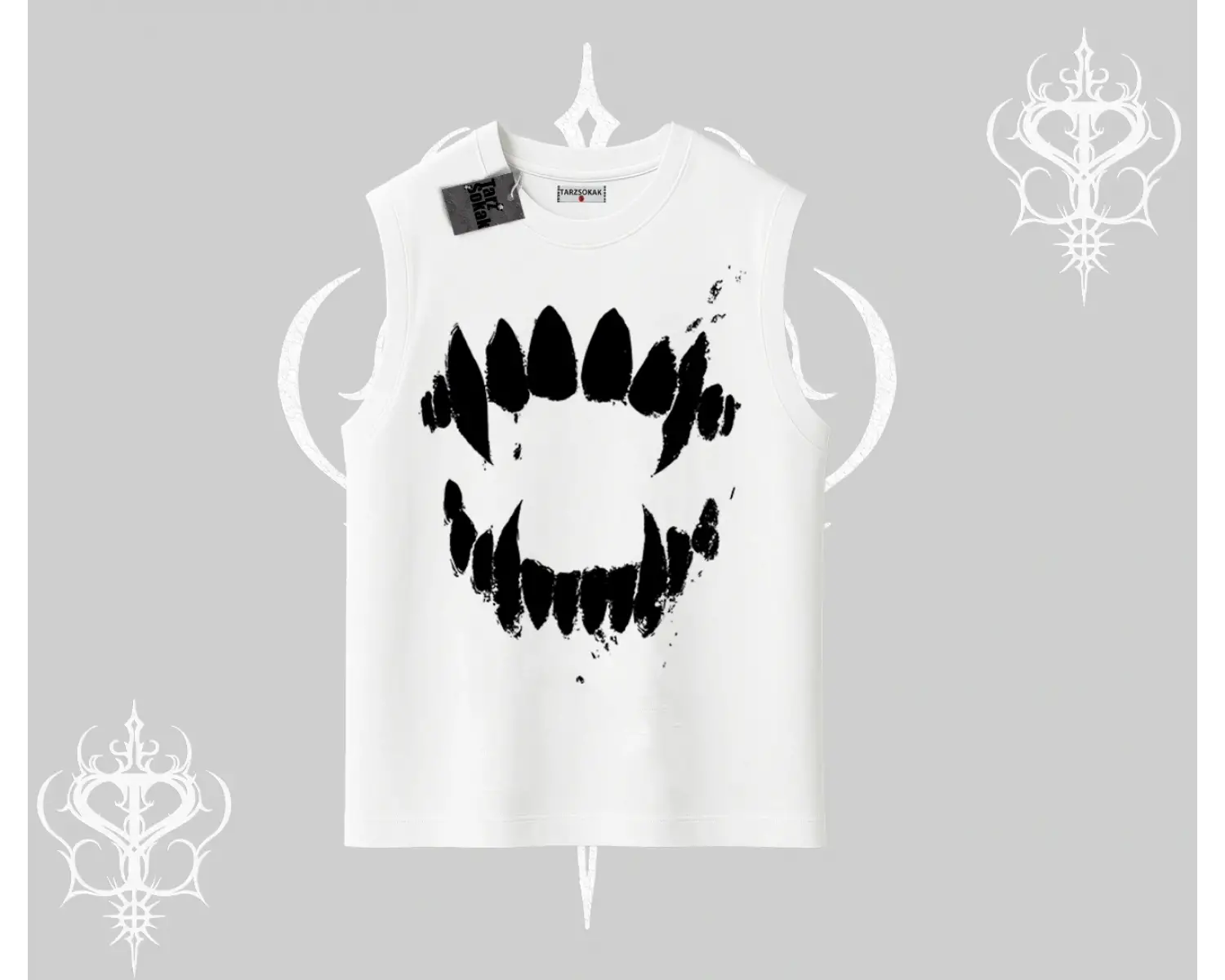 Beyaz Kolsuz Tişört Vampir Dış