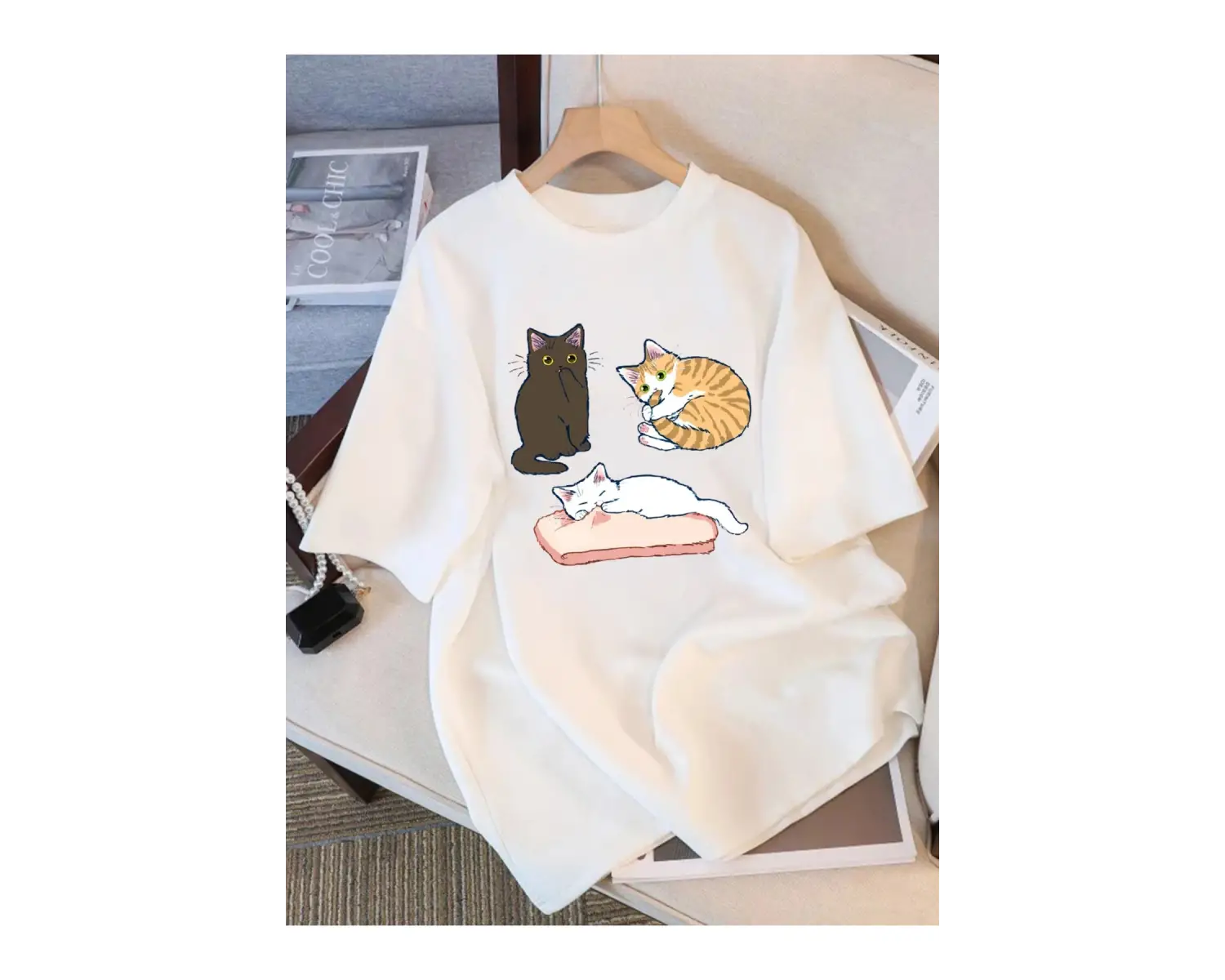 Beyaz Oynak Üç Renkli Yavru Kedi Baskı Gevşek Bisiklet Yaka Üst S