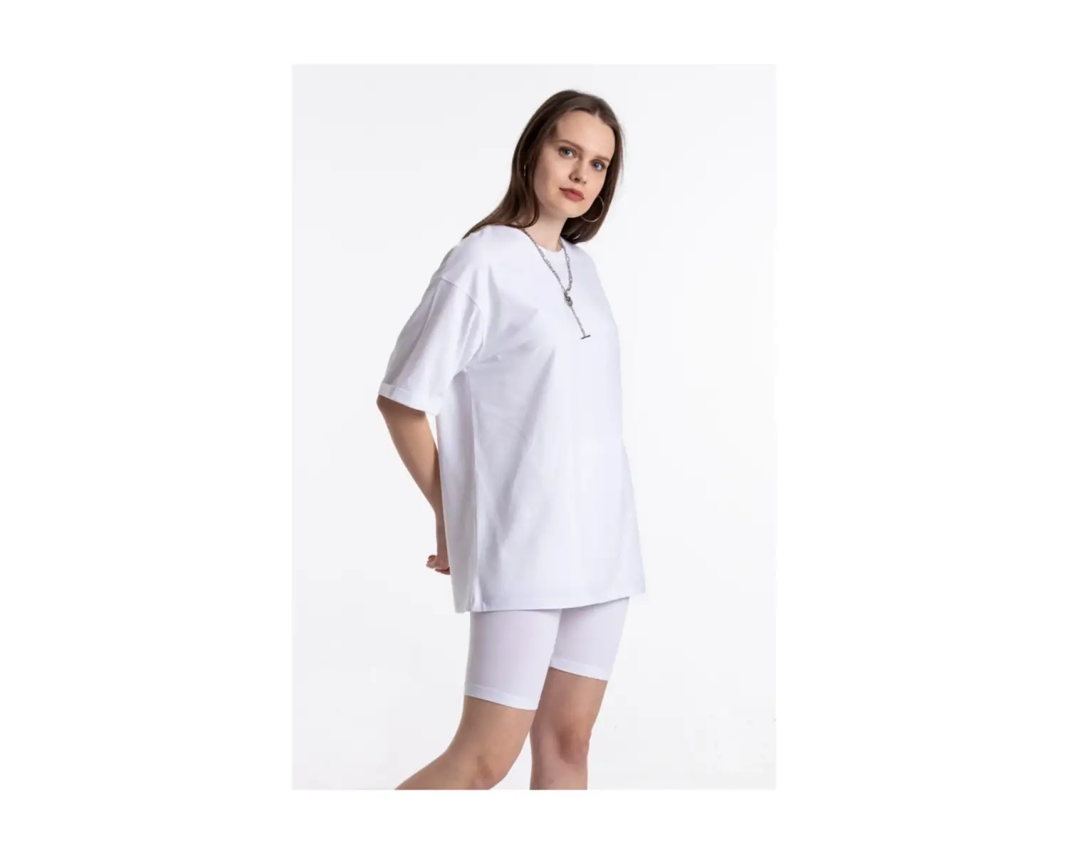 Beyaz Renkli, Düz, Kısa Kollu Boyfriend T-shirt Ve Biker Tayt Takım