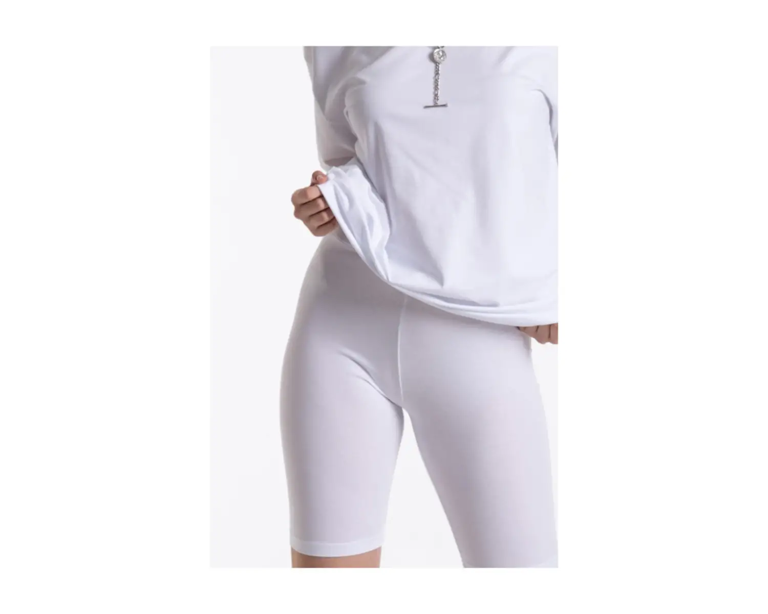 Beyaz Renkli, Düz, Kısa Kollu Boyfriend T-shirt Ve Biker Tayt Takım