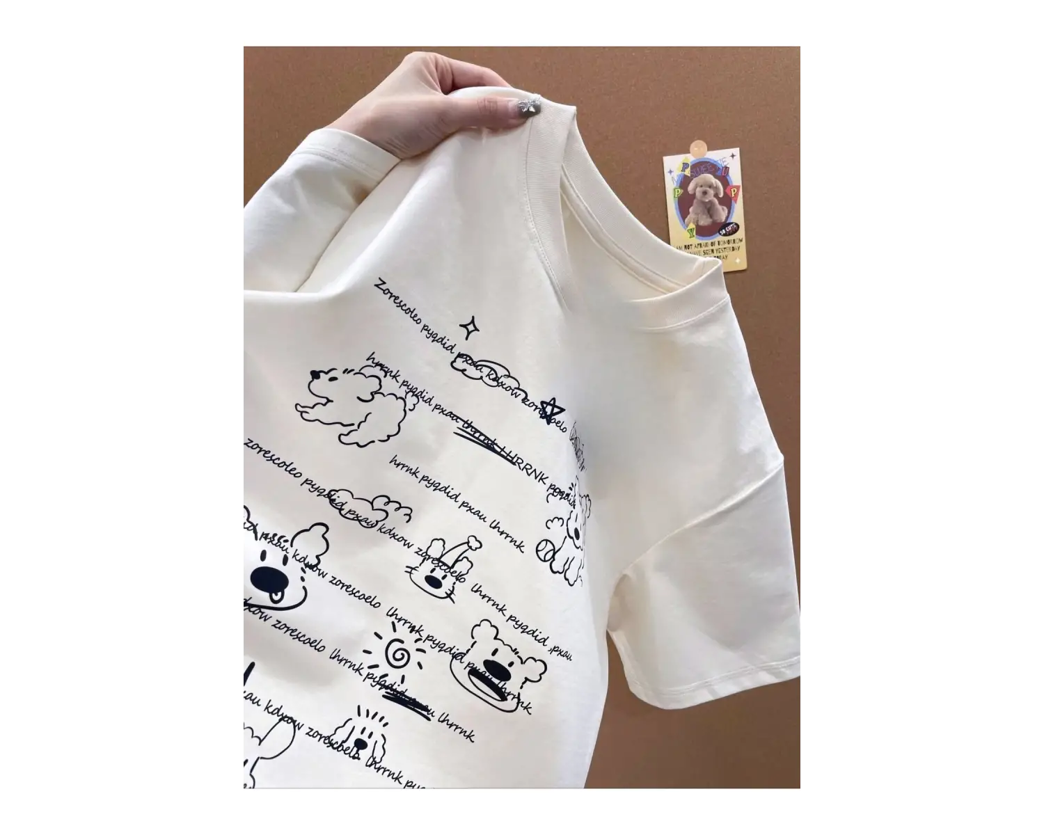 Beyaz Sevimli Yaz Baskı Gevşek Fit Köpek Şarkıcı Orijinal Tasarım
