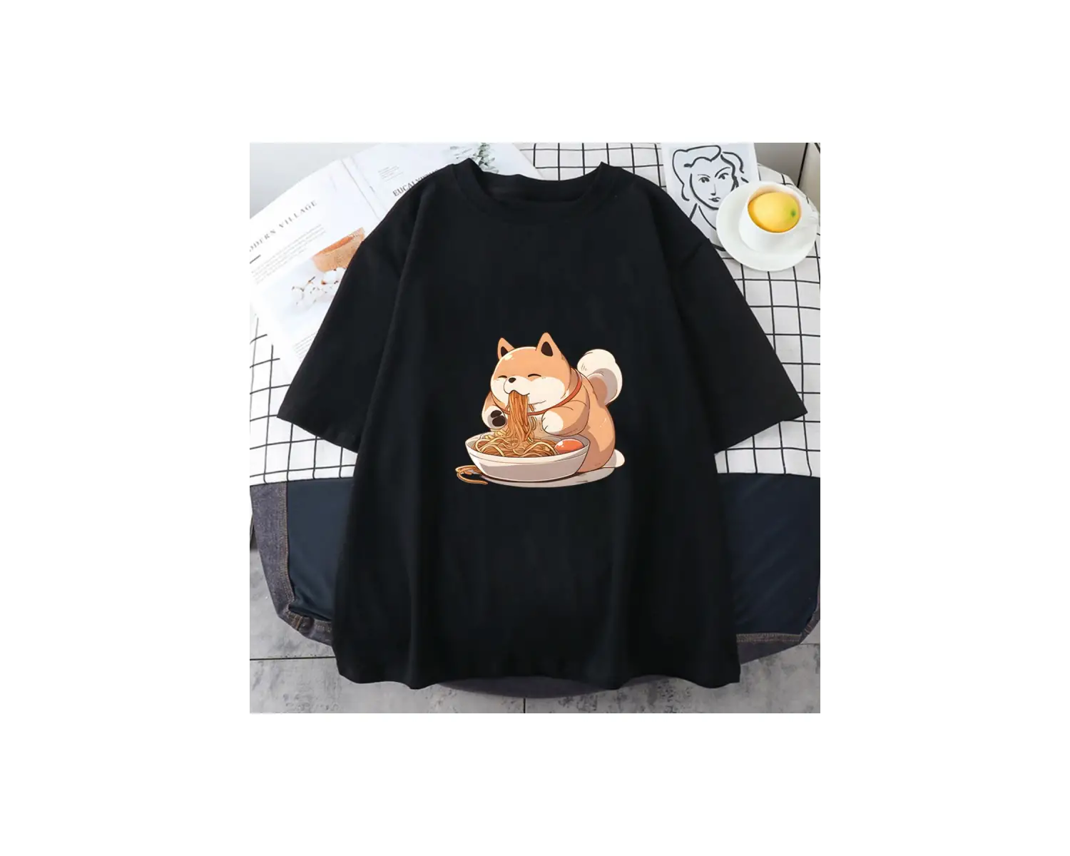 Beyaz Shiba Inu Keyifli Ramen Grafik Tshirt kıyafetleri Yaz Komik Japon Şehriye Harajuku Bask