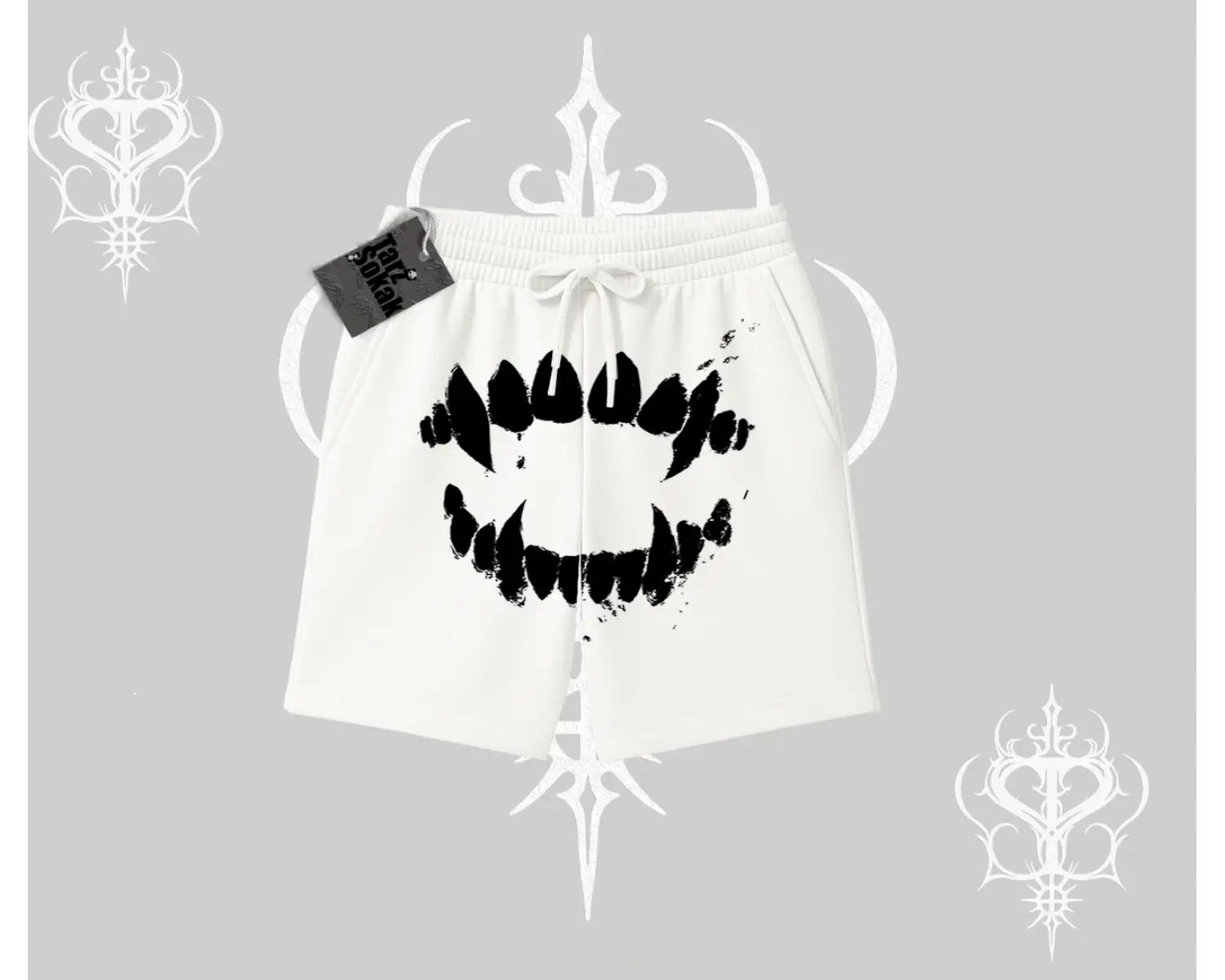 Beyaz Şort Vampir Dış