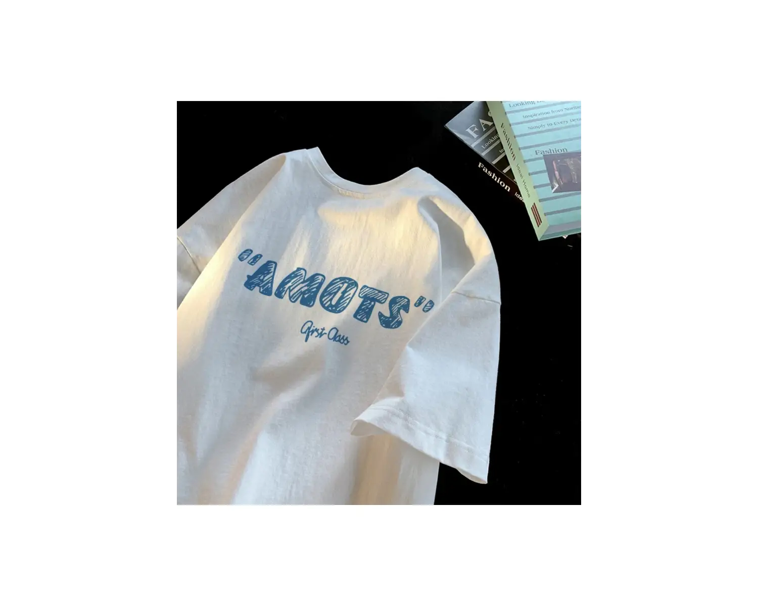 Beyaz Yaz Trendi Yaz Üst Hong Kong Faionable Grafik Tees Unisex Ca