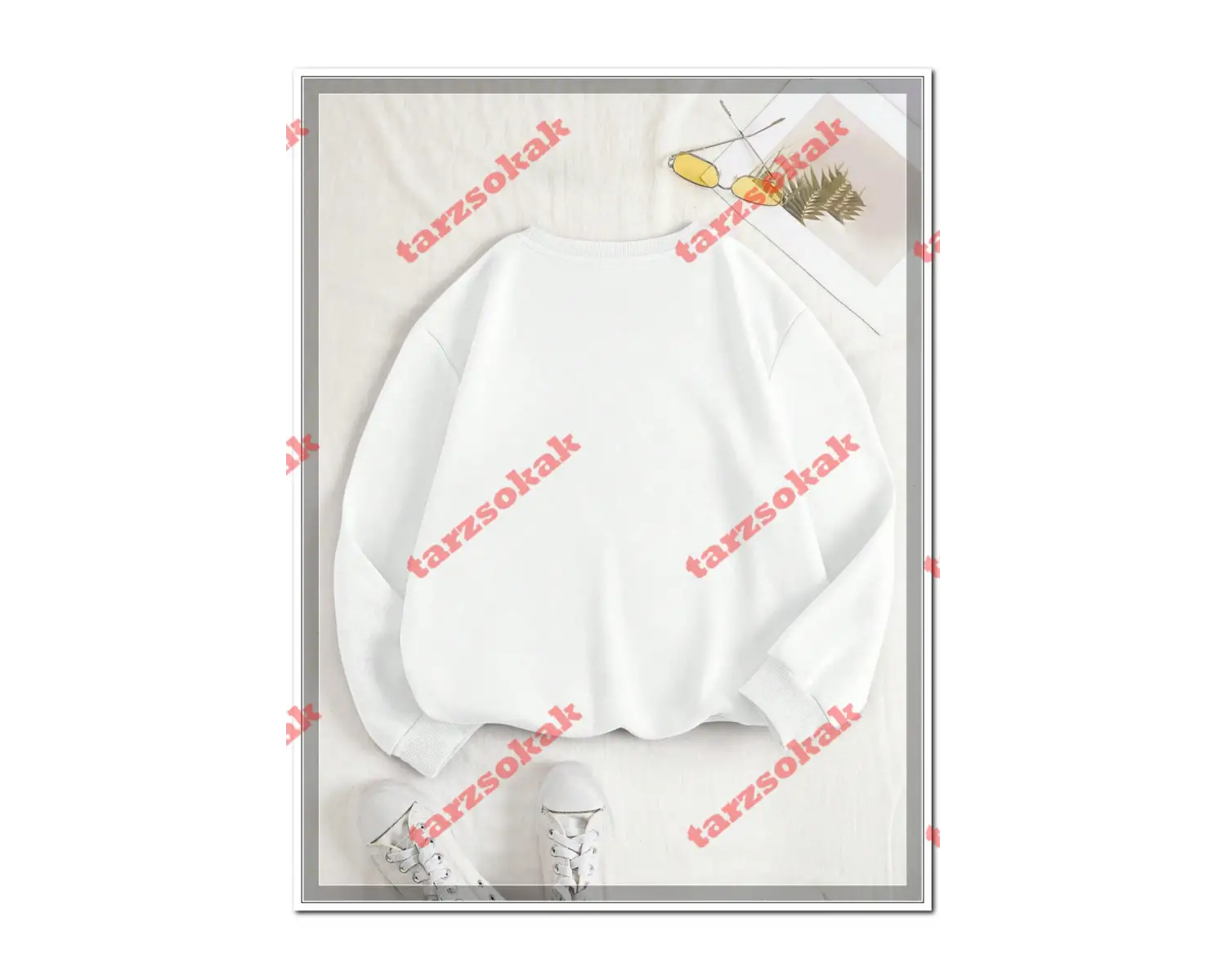 Biskilet Yaka Sweatshirt Beyaz 35 İzmir Özel Tasarım Plaka Detaylı