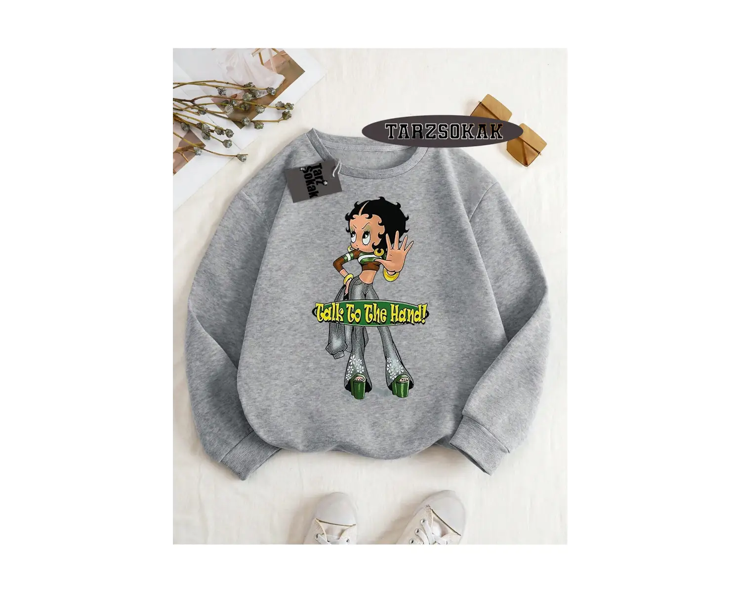 Biskilet Yaka Sweatshirt Beyaz Betty Boop Özel Tasarım