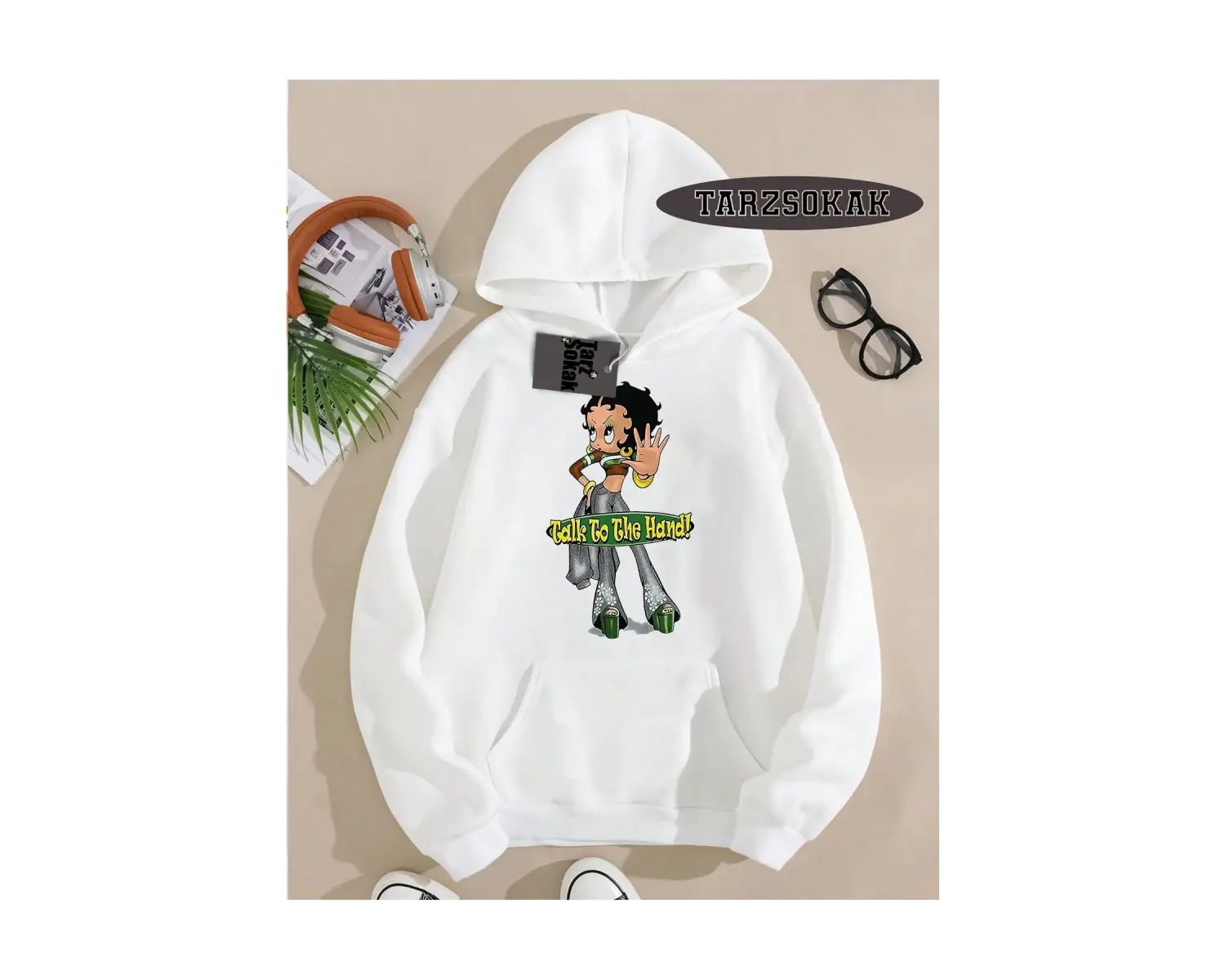 Biskilet Yaka Sweatshirt Beyaz Betty Boop Özel Tasarım