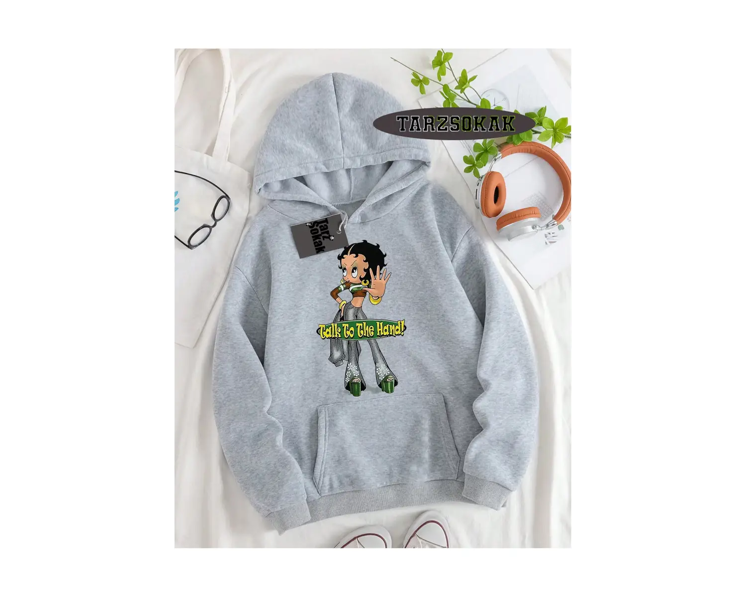 Biskilet Yaka Sweatshirt Beyaz Betty Boop Özel Tasarım