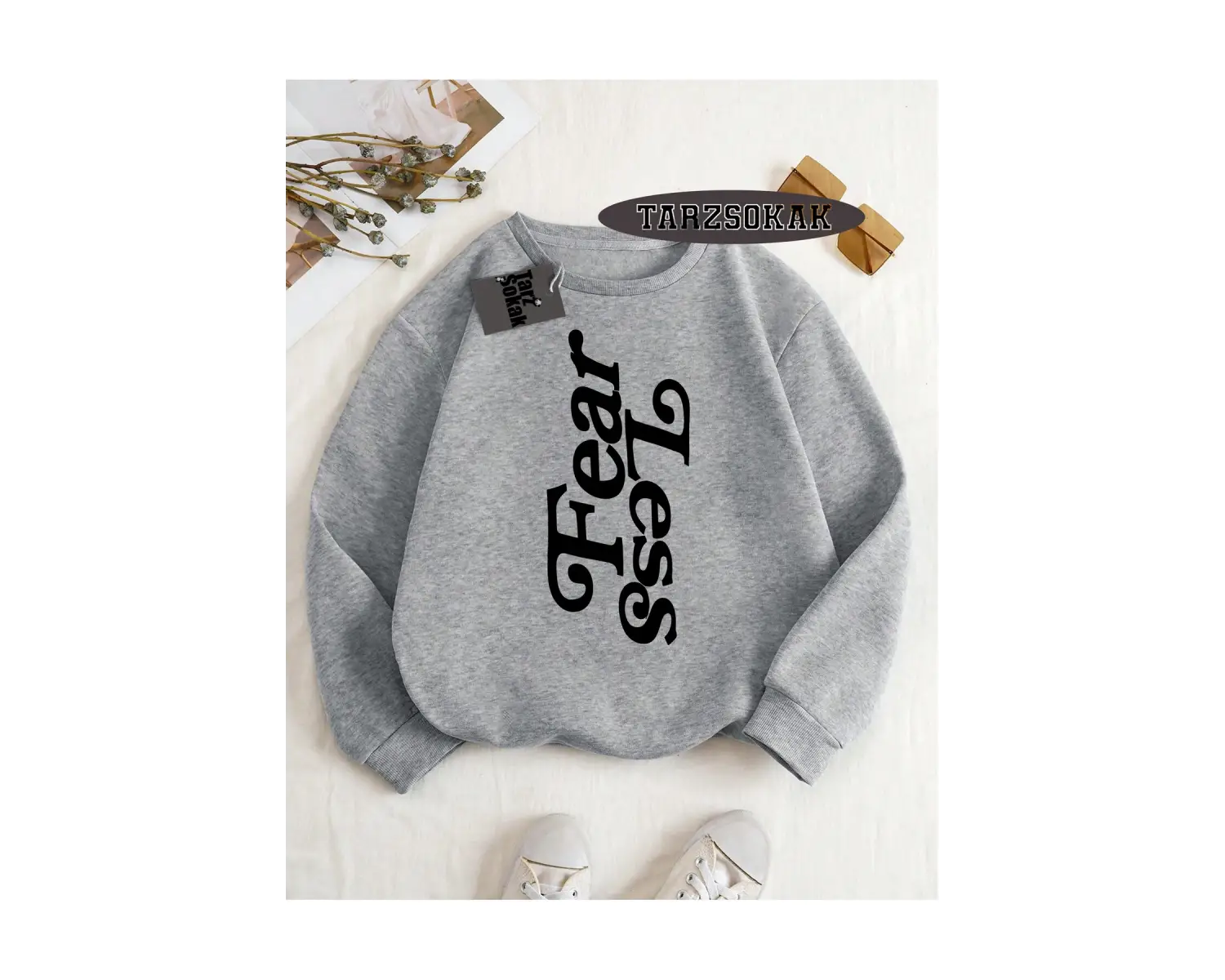 Biskilet Yaka Sweatshirt Beyaz Fear Less Özel Tasarım