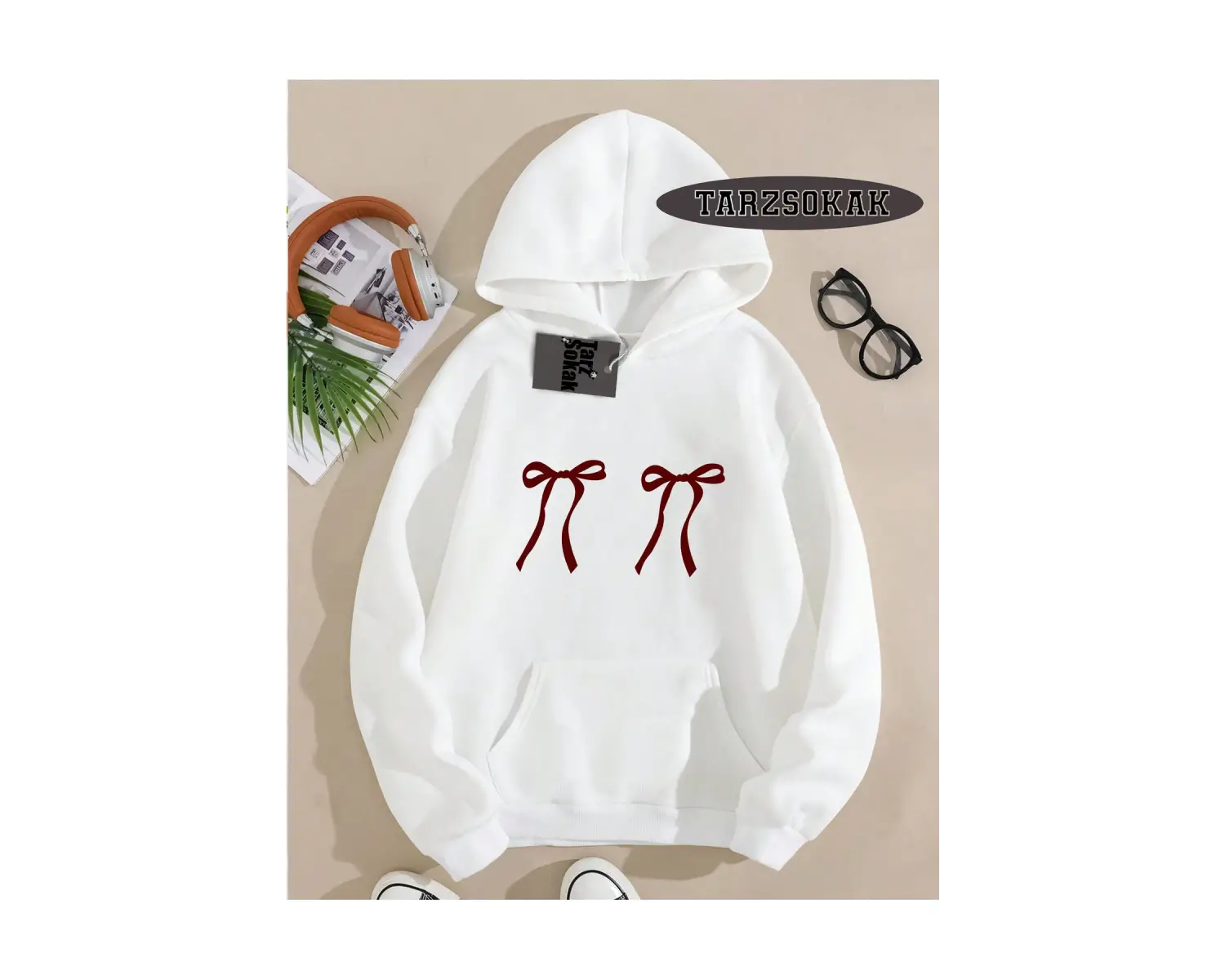 Biskilet Yaka Sweatshirt Beyaz Kurdela Özel Tasarım