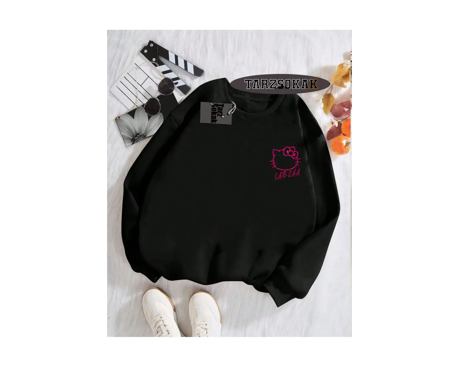 Biskilet Yaka Sweatshirt Beyaz LABZA HELLO KİTTY Özel Tasarım