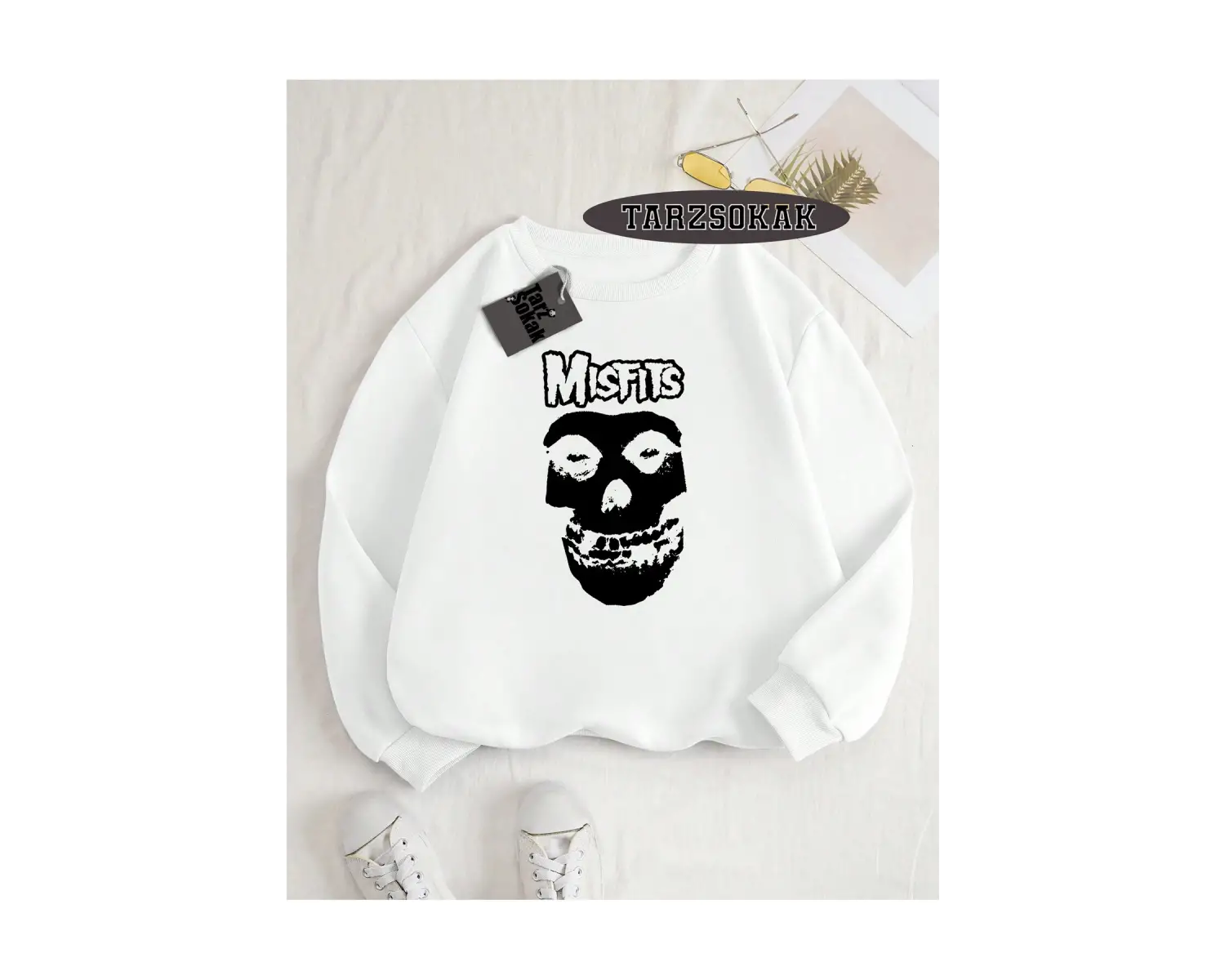 Biskilet Yaka Sweatshirt Beyaz Misfits Punk Özel Tasarım
