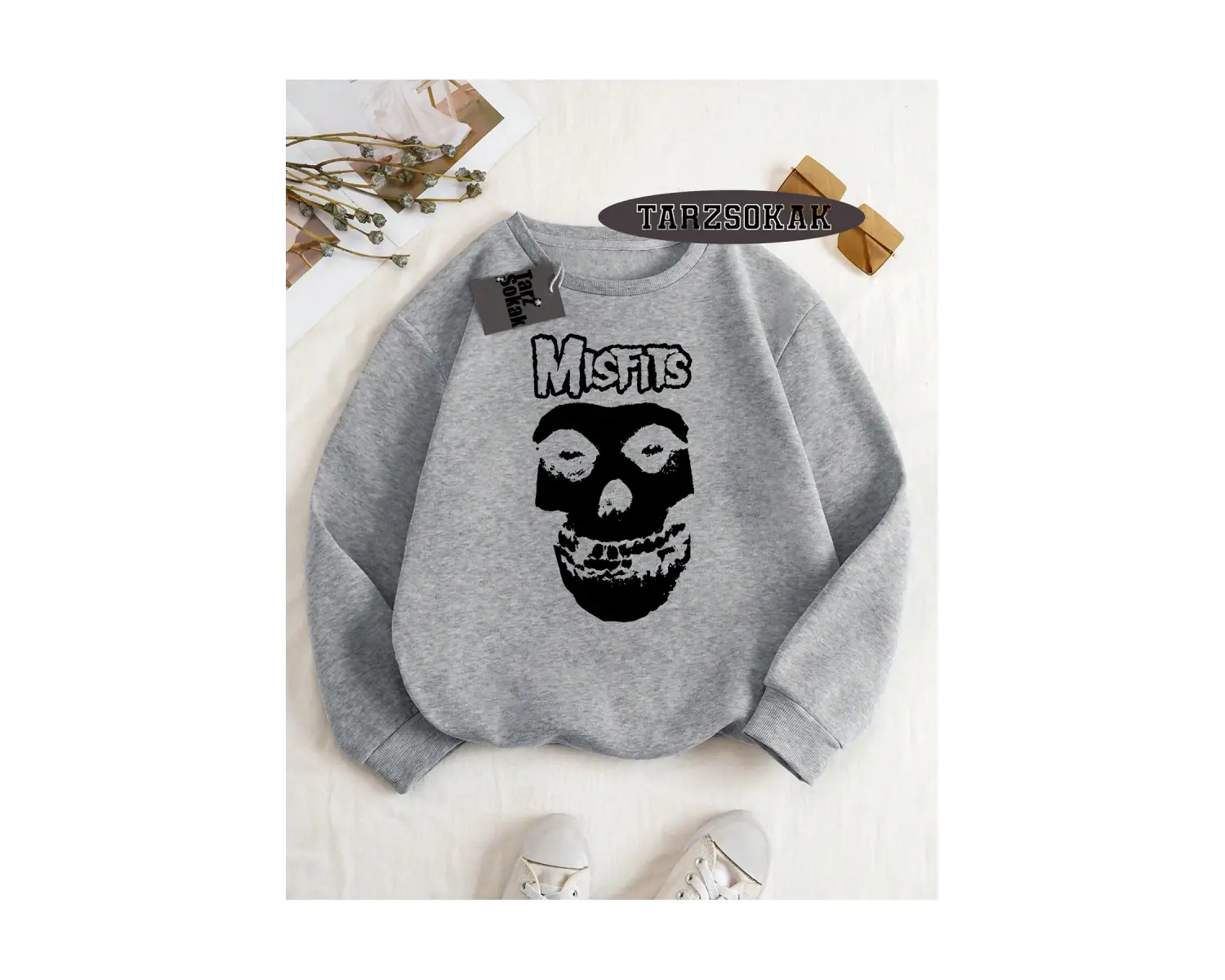 Biskilet Yaka Sweatshirt Beyaz Misfits Punk Özel Tasarım