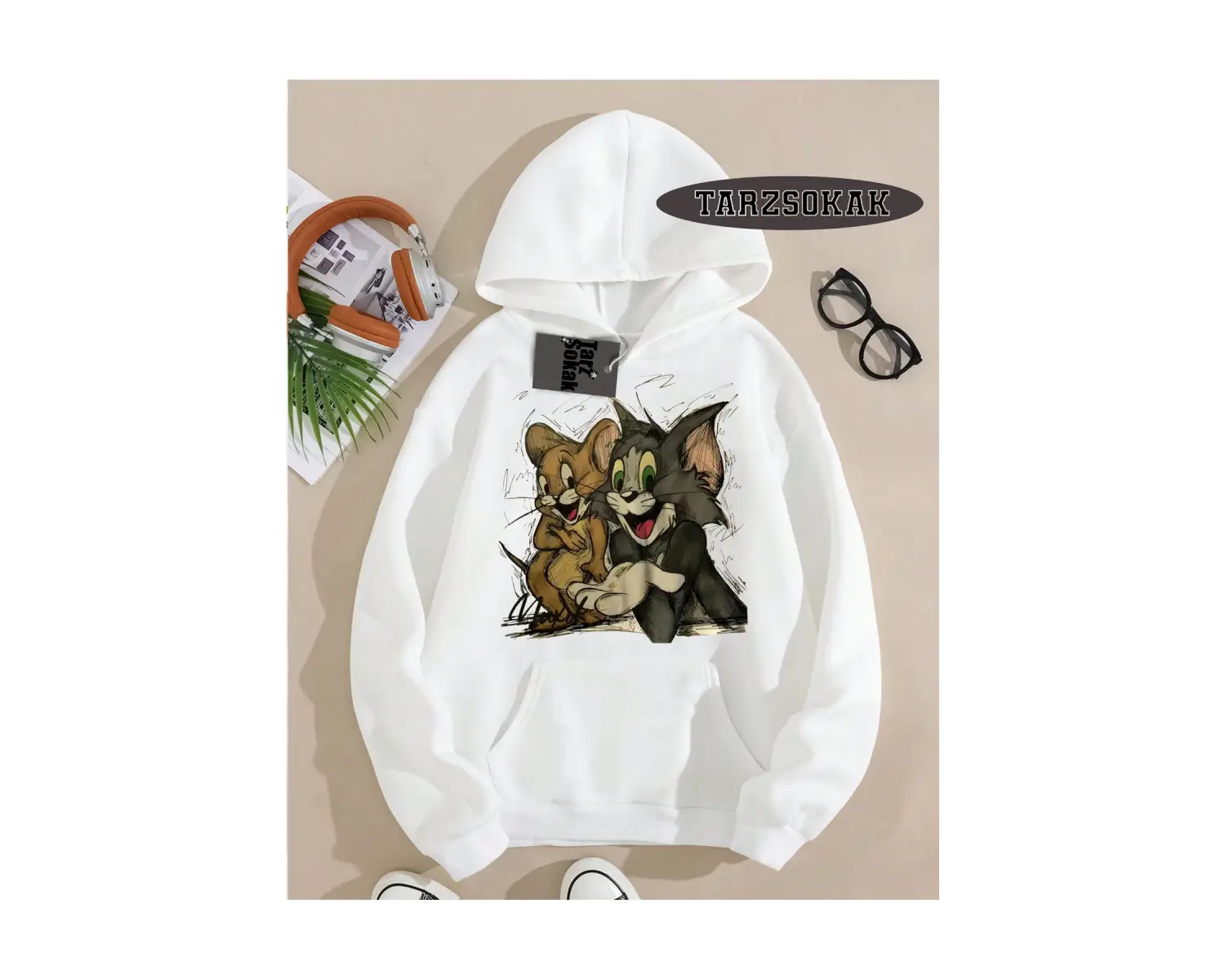 Biskilet Yaka Sweatshirt Beyaz Tom And Jerry Cartoons Özel Tasarım