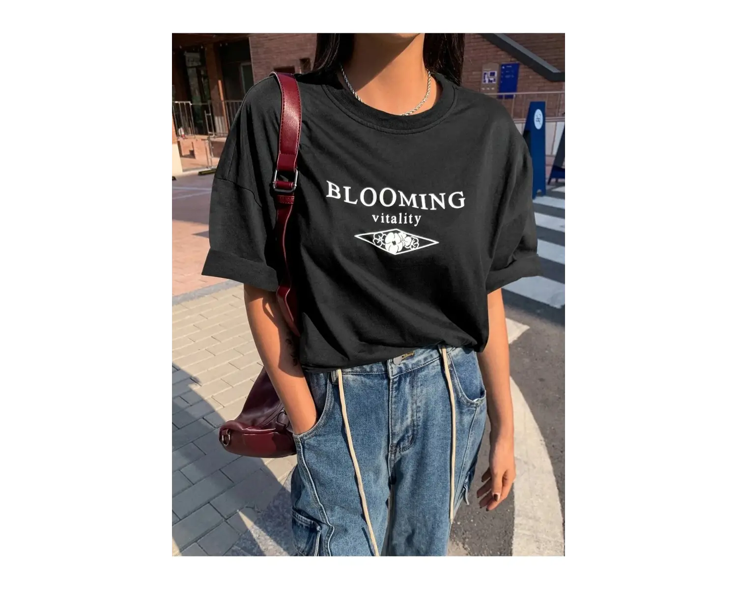 Blooming Vitality Baskılı Beyaz Oversize Tişört