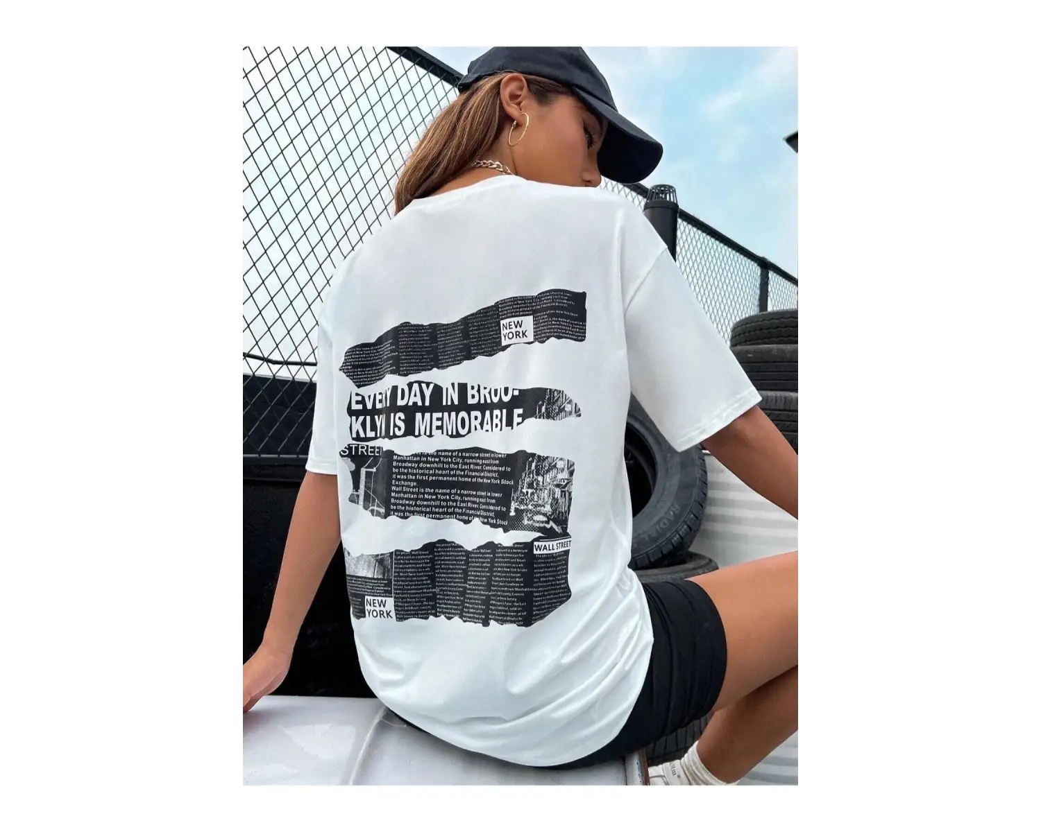 Brooklyn Slogan Baskılı Gazete Desenli Oversize