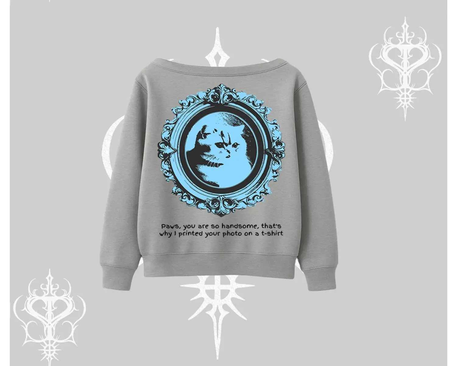 Çerçeveli Kedi Baskılı Kayık Yaka Sweatshirt