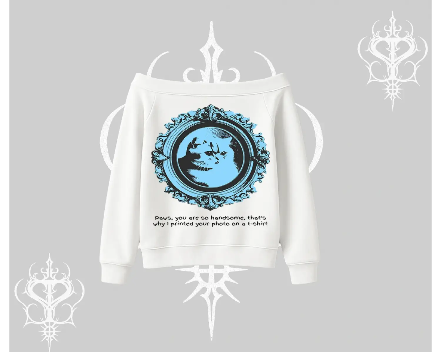 Çerçeveli Kedi Baskılı Kayık Yaka Sweatshirt