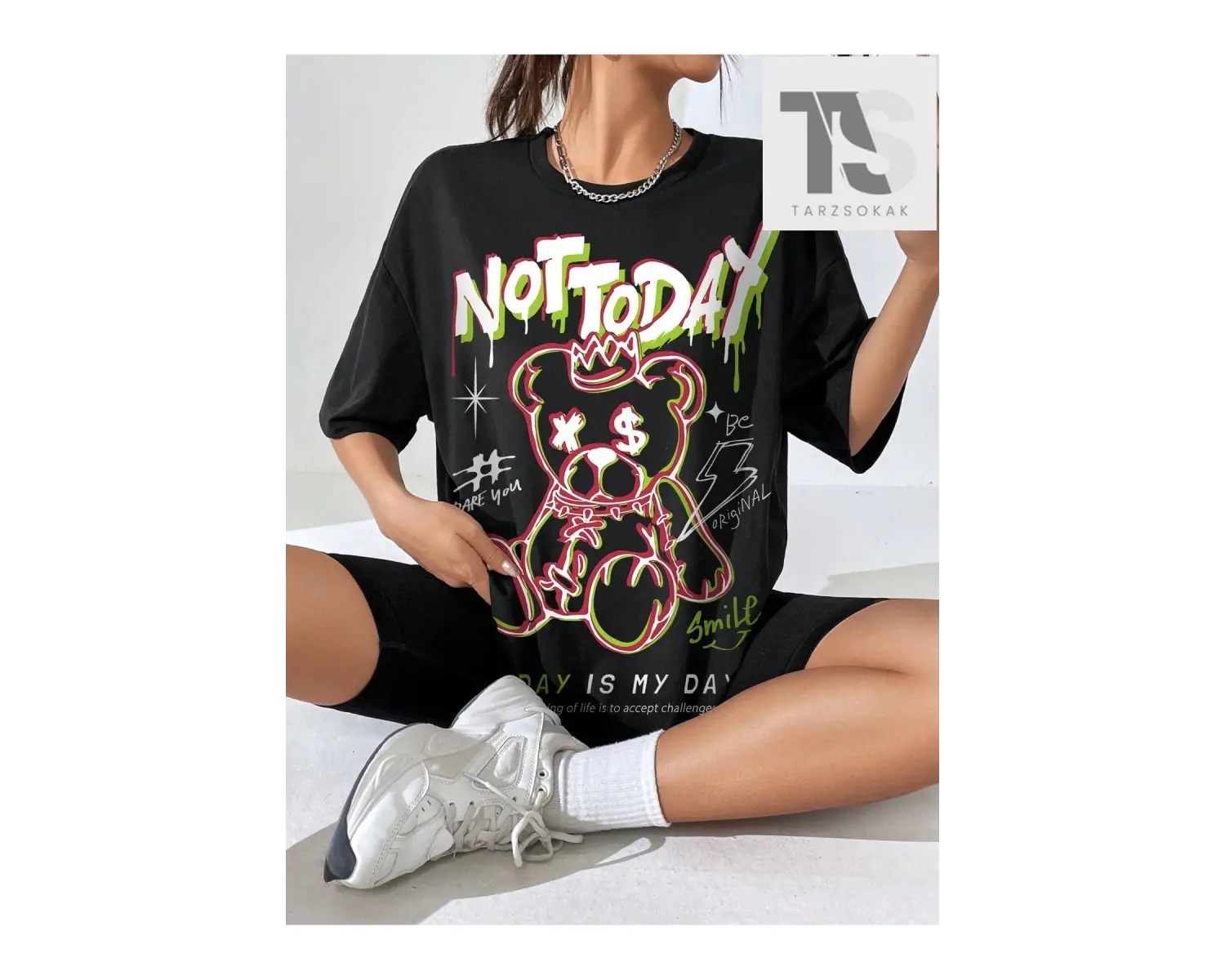 Coolane Bear & Letter Grafikli Düşük Omuzlu Oversize Tişört