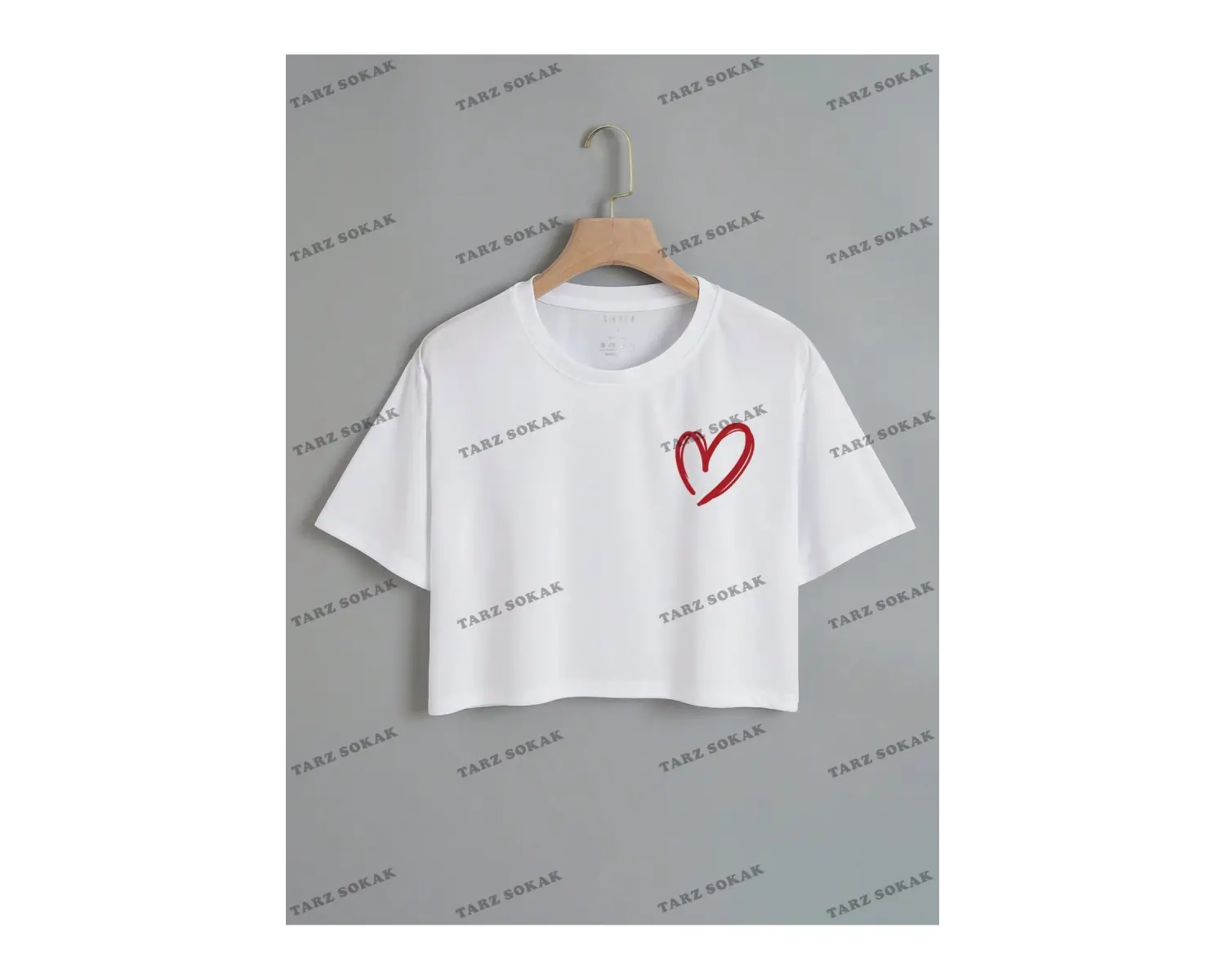 Crop CKOD-232913 Kalp Desenli Kısa