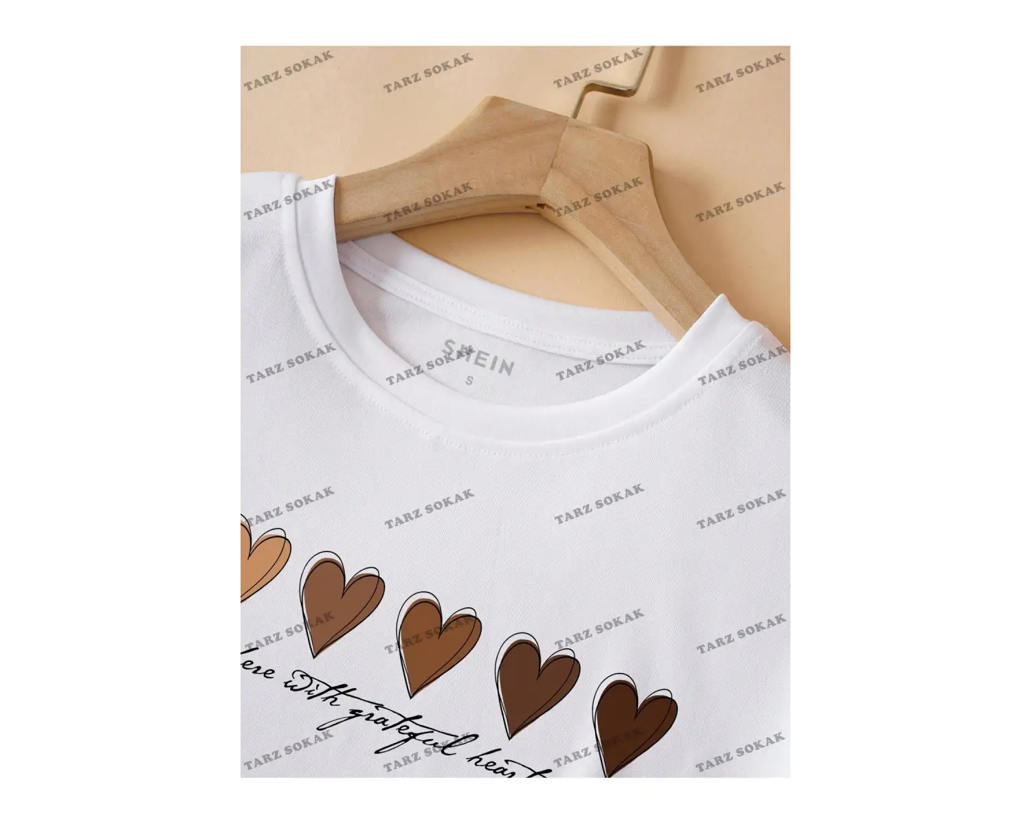 Crop CKOD-232913 Kalpli ve Sloganlı Grafik