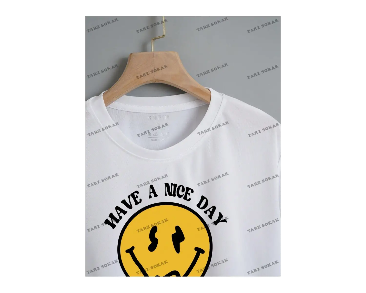 Crop CKOD-232913 Karikatür & Sloganlı Grafik Crop CKOD-232913 Tee