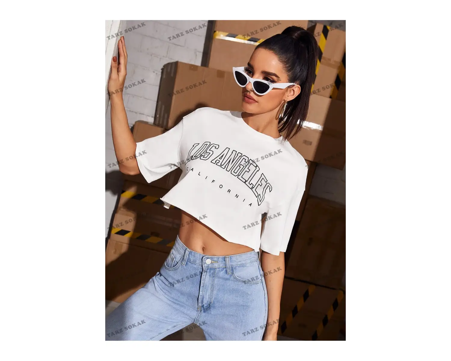 Crop CKOD-232913 Mektup Grafikli Kısa