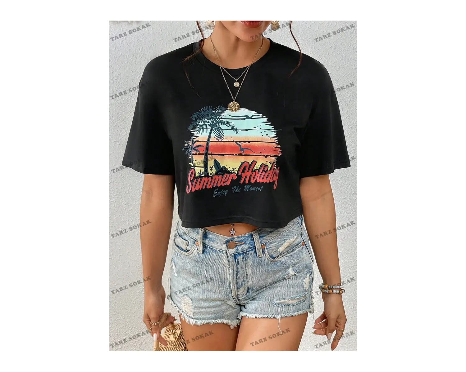 Crop CKOD-232913 Tropikal ve Harf Grafikli Düşük Omuz