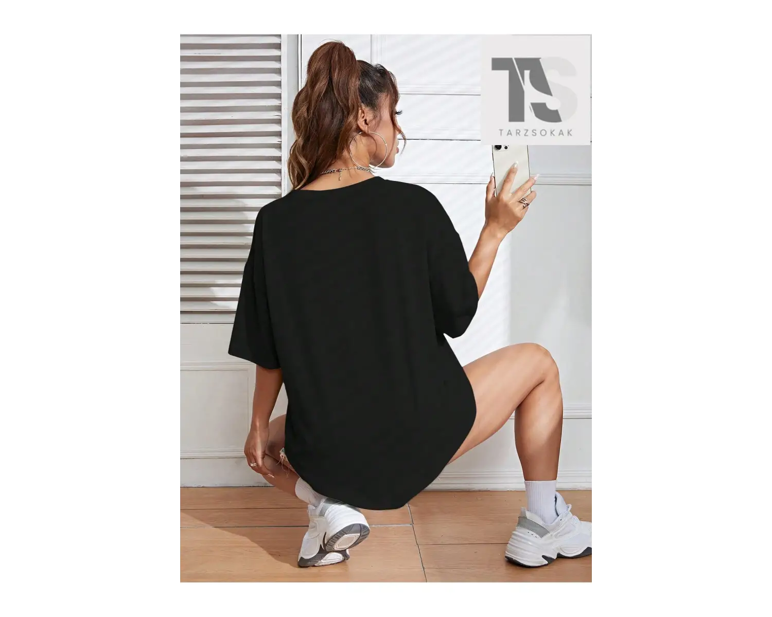 Dağ ve Çiçek Desenli Düşük Omuz Tişört