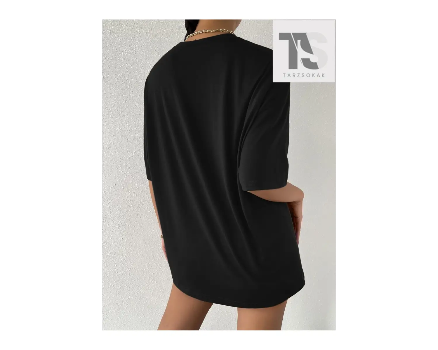 Damla Omuz Sloganlı Nakışlı Tişört