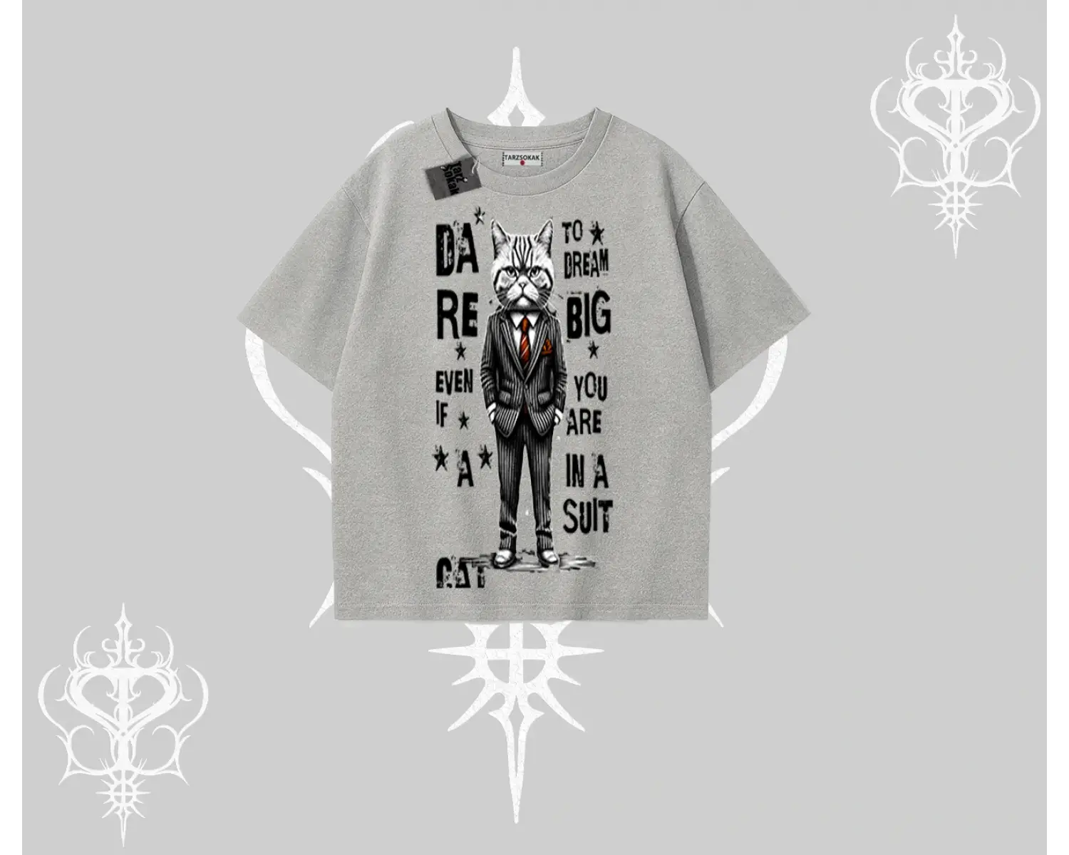 Dream Big Yazılı Takım Elbiseli Kedi Baskılı Oversize Tshirt