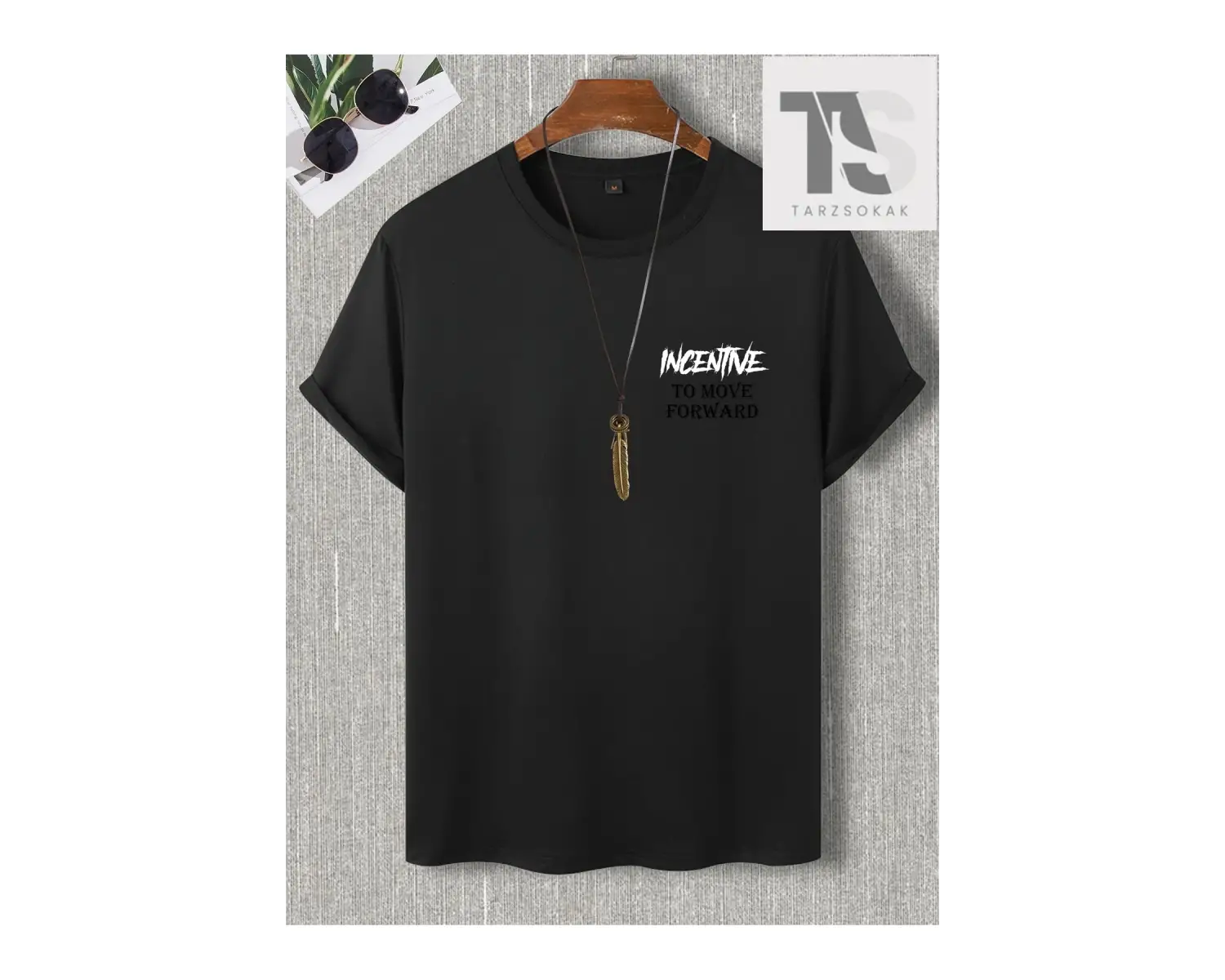 Erkek Astronot ve Slogan Grafikli Düşük Omuz Tişörtü