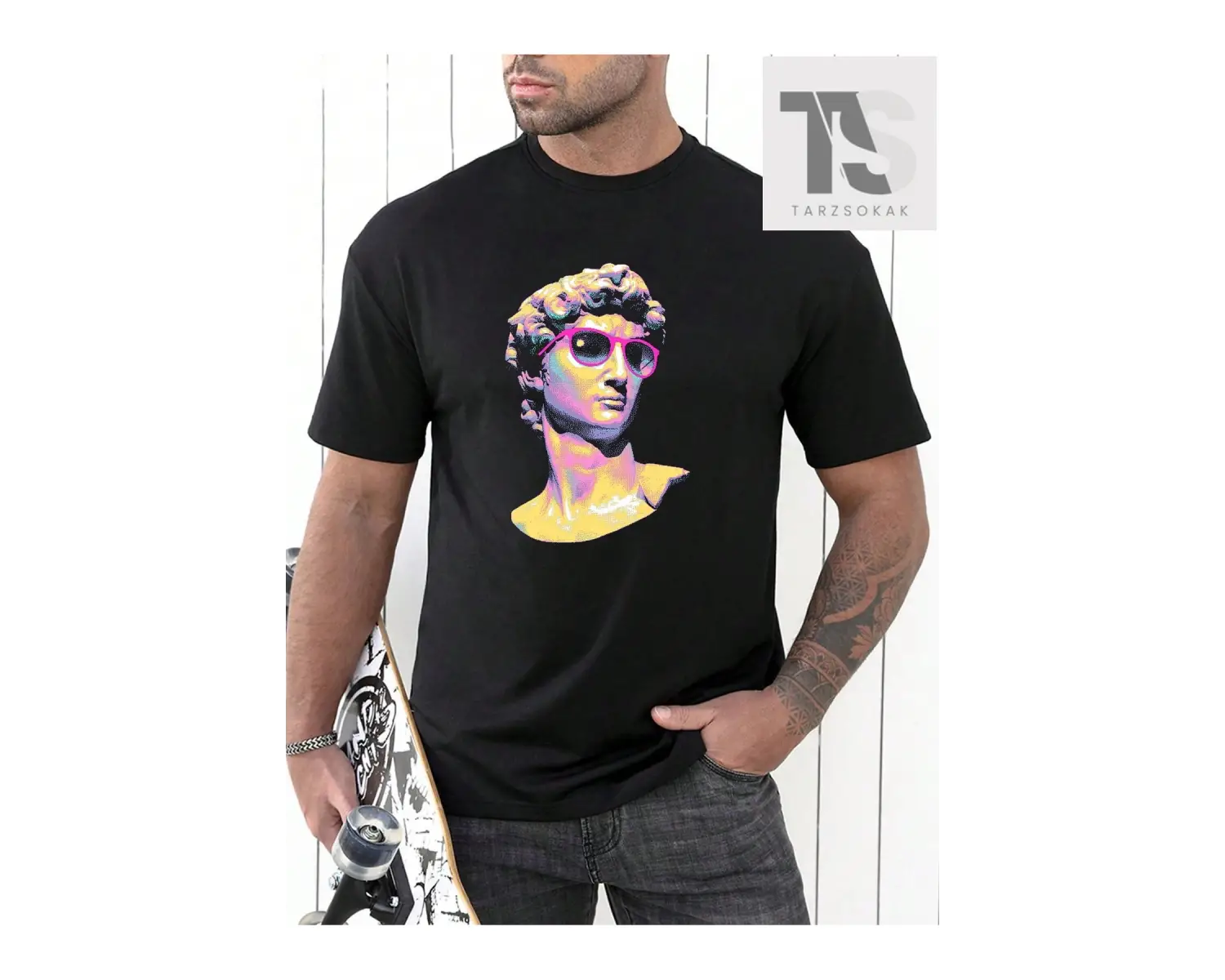 Erkek Heykel Baskılı Tişört