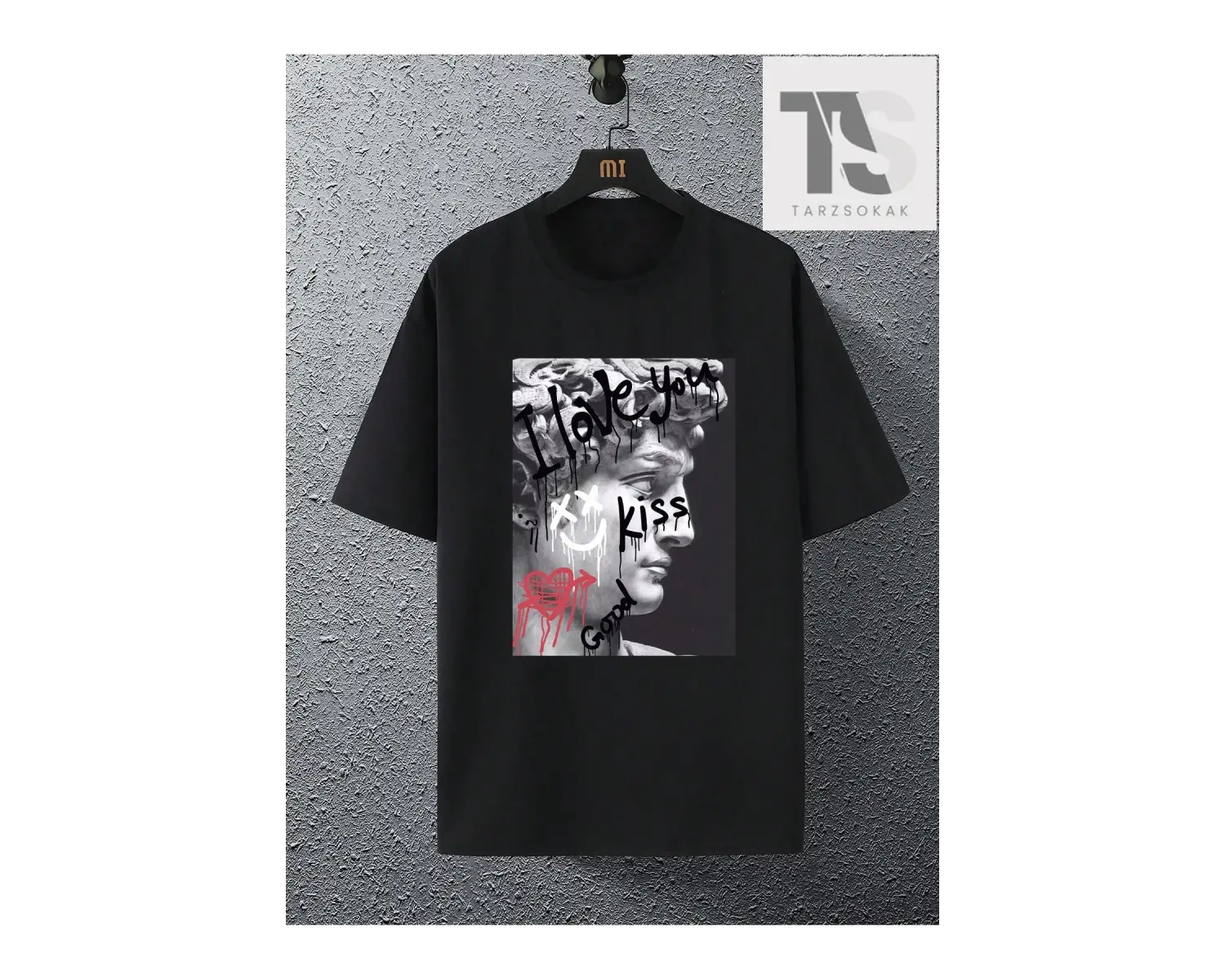 Erkek Heykel Ve Yazı Baskılı T-Shirt