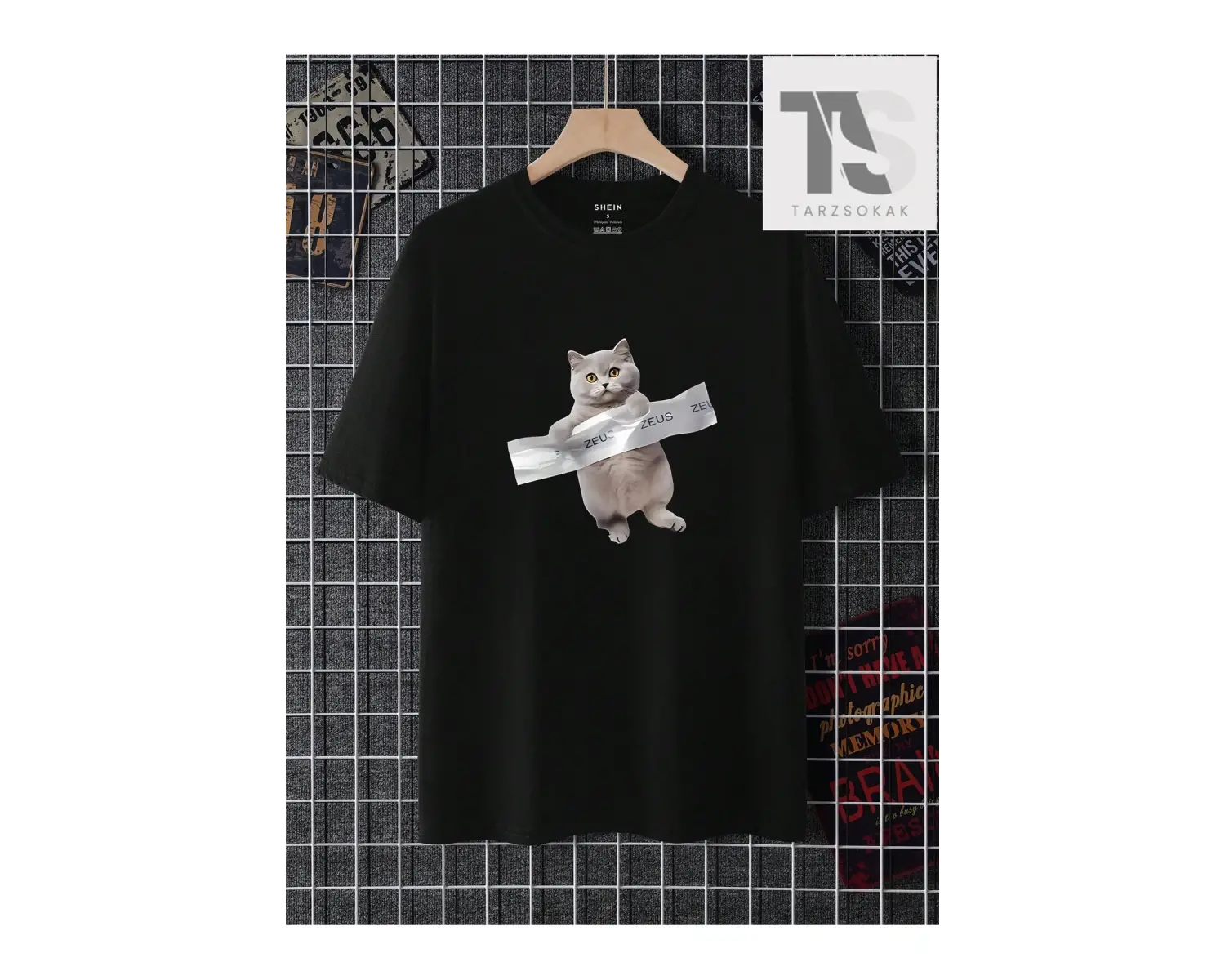 Erkek Kedi ve Mektup Baskılı Tişört