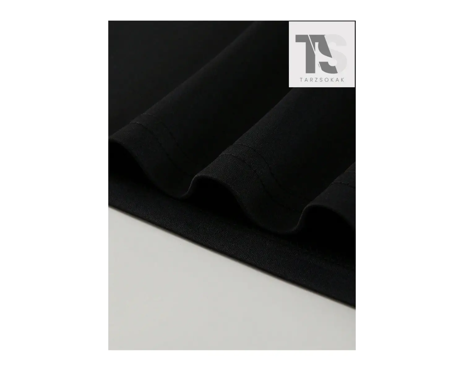 Erkek Mektup Grafikli Tişört