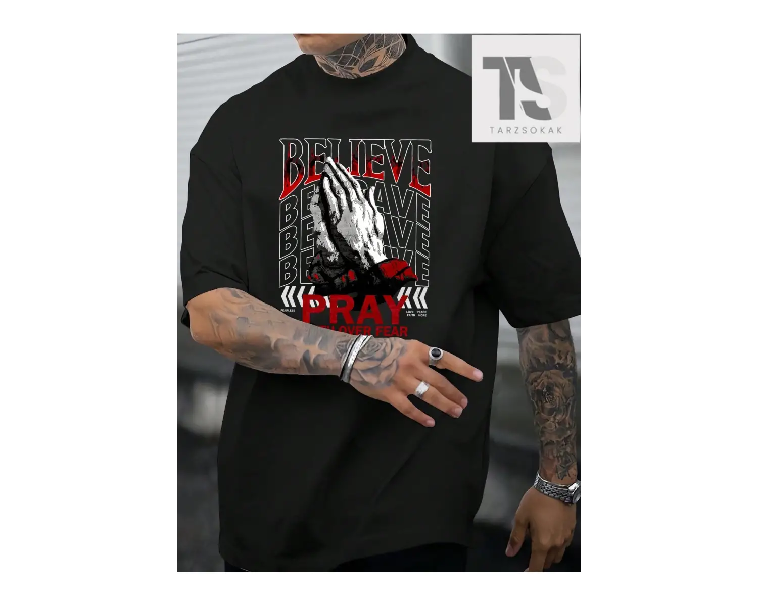 Erkek Melek ve Harf Baskılı Kısa Kollu Tişört