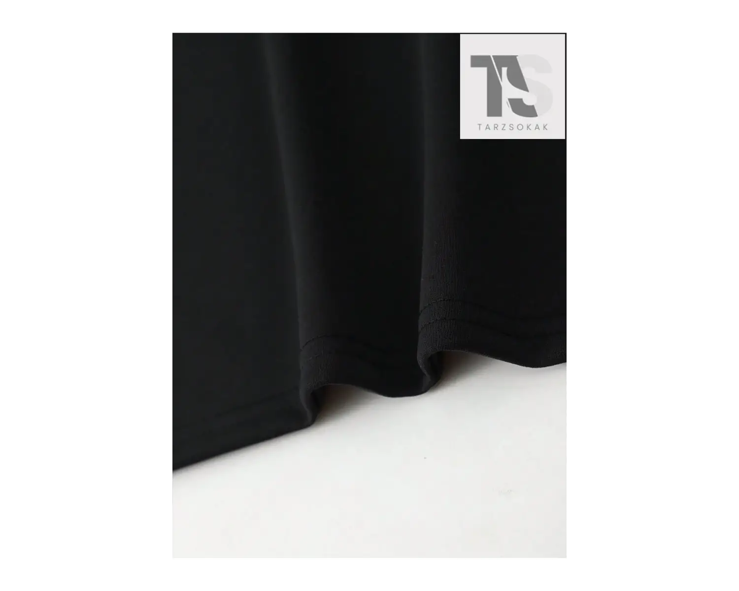 Erkek Melek Ve Slogan Baskılı Yuvarlak Yaka Tişört