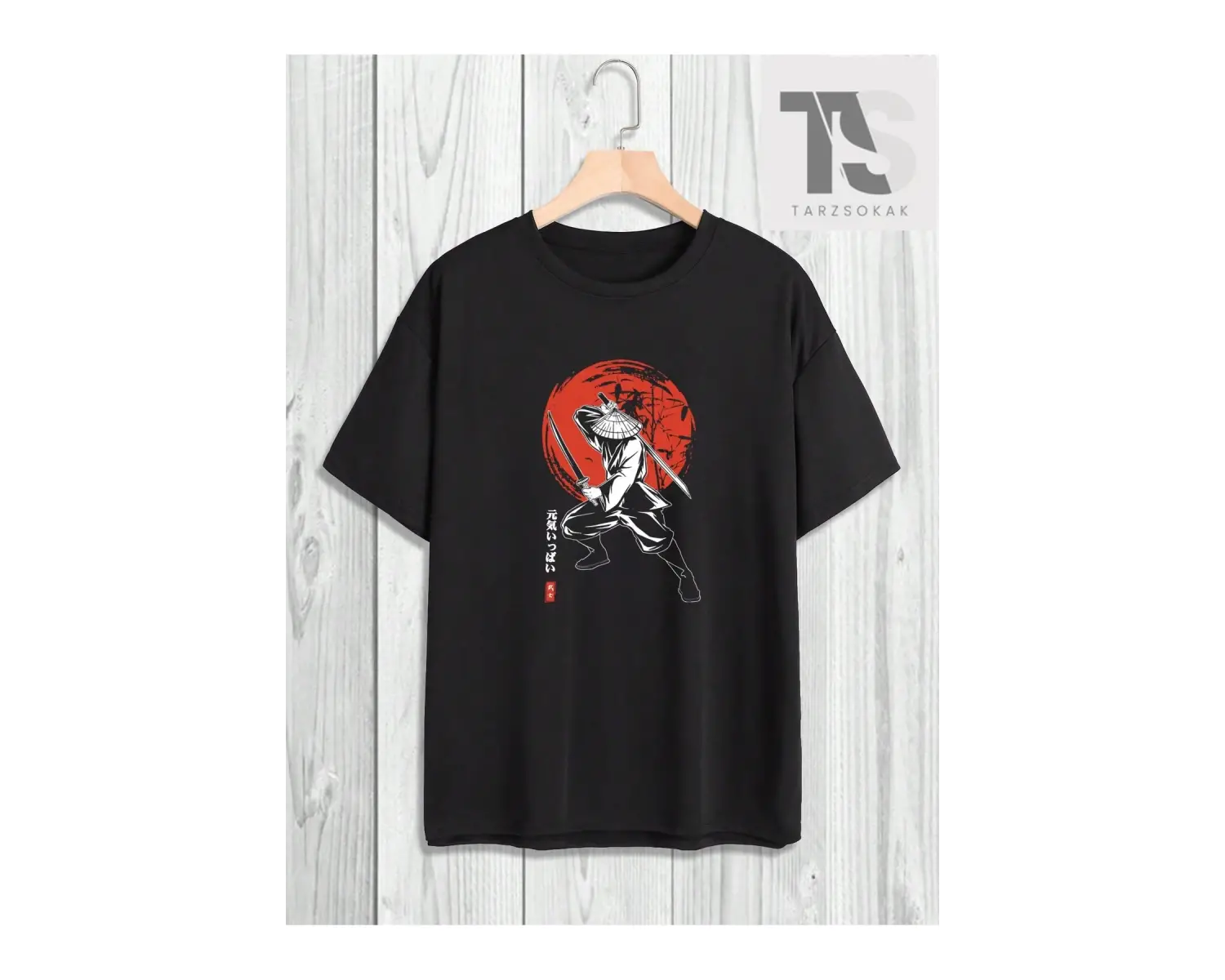 Erkek Örümcek ve Harf Baskılı Düşük Omuz Kollu Tişört