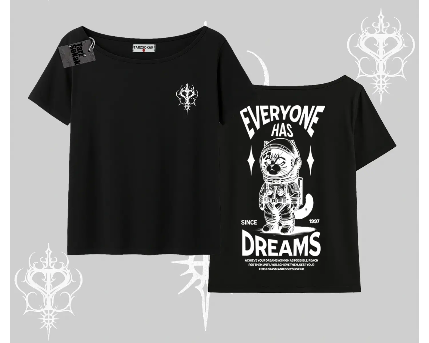 Everyone Has Dreams Yazılı Astronot Kedi Arka Baskılı Kayık Yaka Tshirt