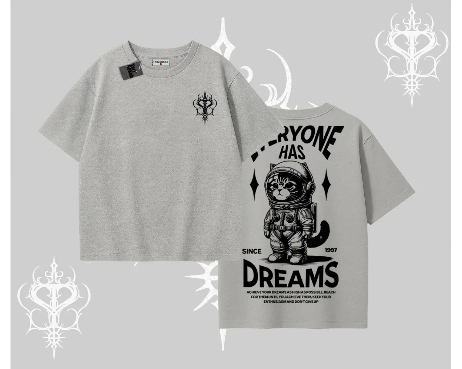 Everyone Has Dreams Yazılı Astronot Kedi Arka Baskılı Oversize Tshirt