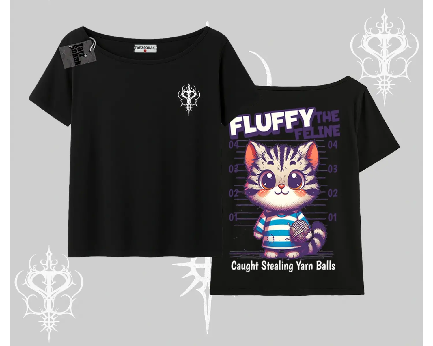 Fluffy The Feline Yazılı Sevimli Kedi Arka Baskılı Kayık Yaka Tshirt