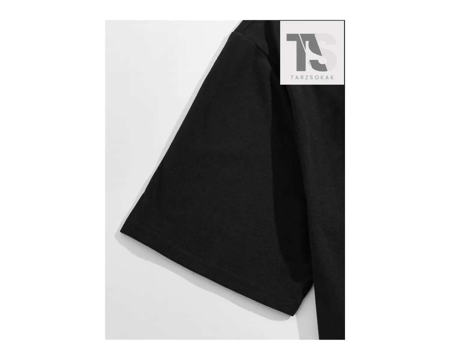 Goth Erkek Harfli ve Şekilli Grafik Tişört