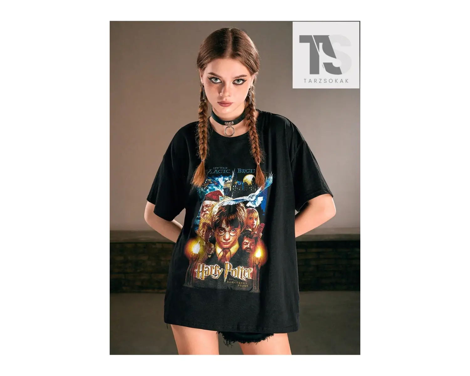 Goth Kelebek ve Kafatası Grafikli Tişört