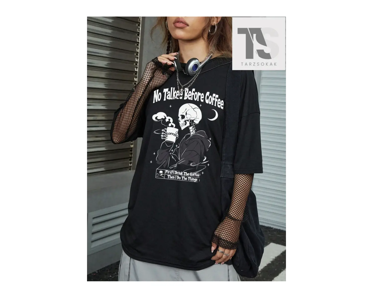 Goth Sloganı Kafatası Grafikli Damla Omuzlu Tişört