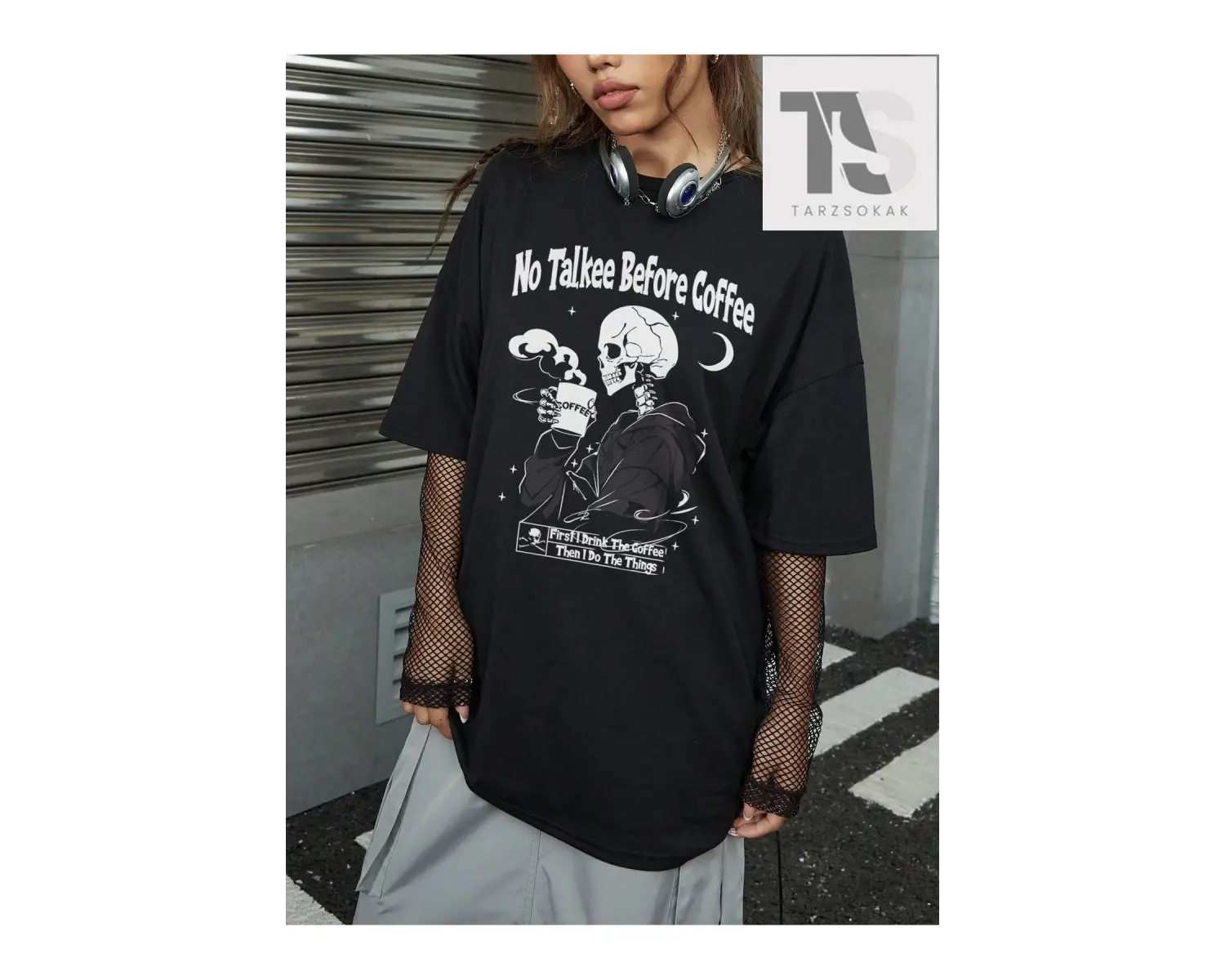 Goth Sloganı Kafatası Grafikli Damla Omuzlu Tişört